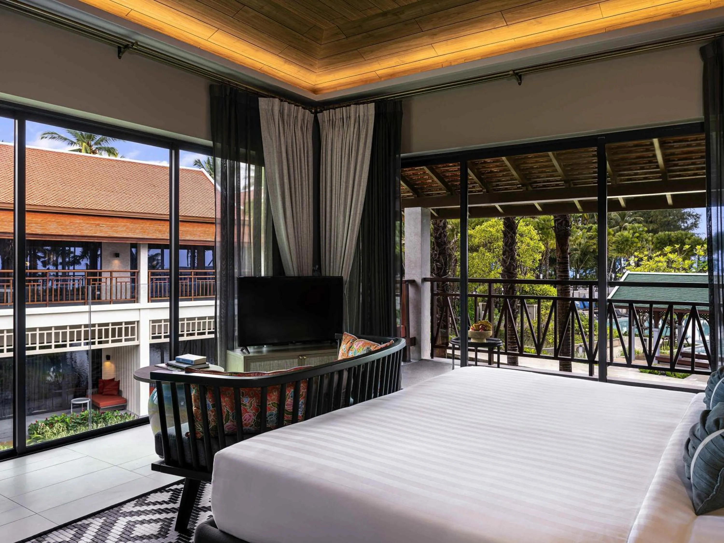 Bedroom, Bed in Grand Mercure Khao Lak Bangsak