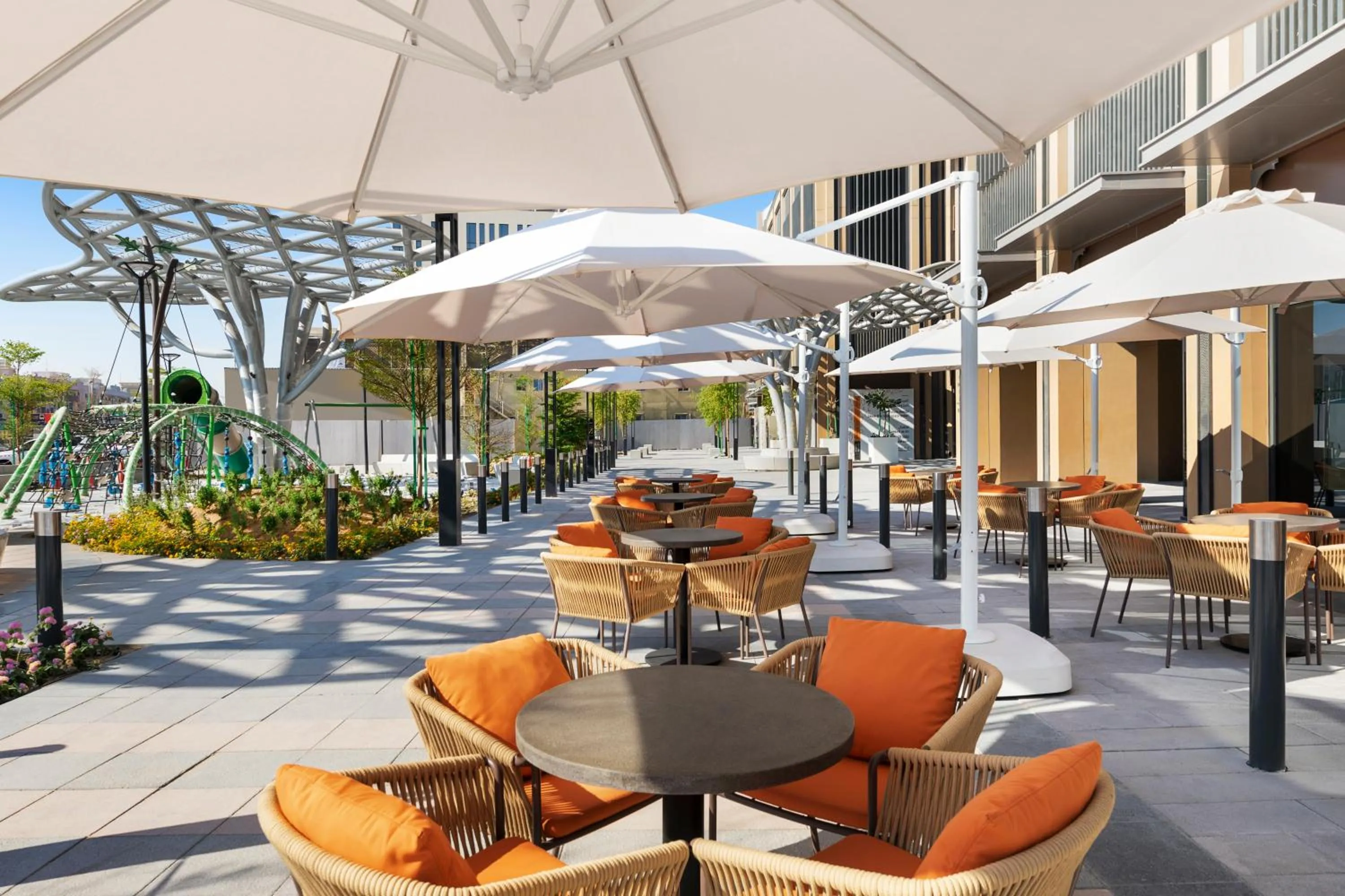 Restaurant/places to eat in Aparthotel Adagio Dubai Deira