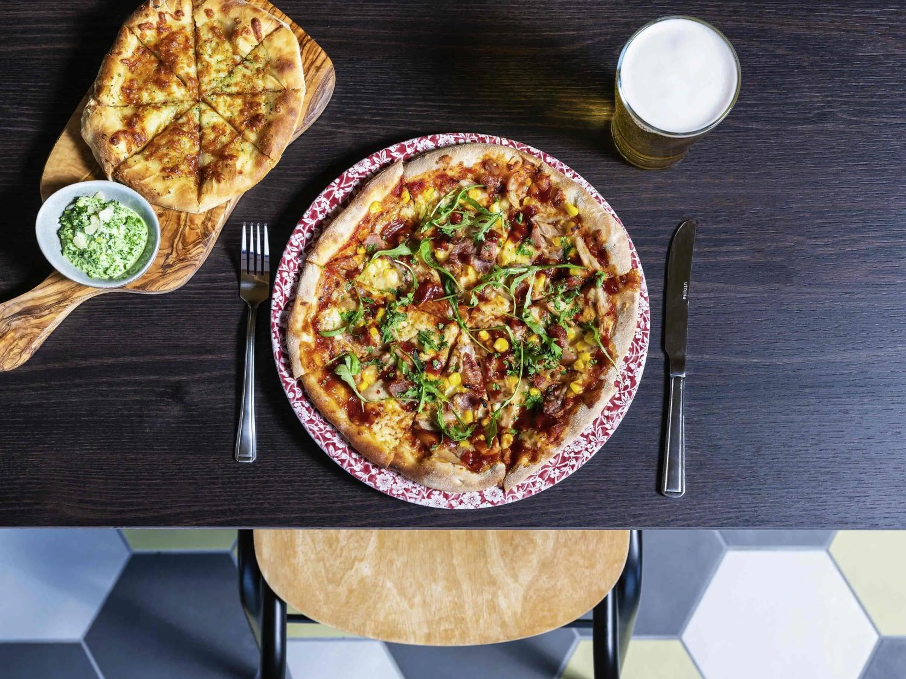 Restaurant/places to eat in ibis Bridgwater, M5 Jct23