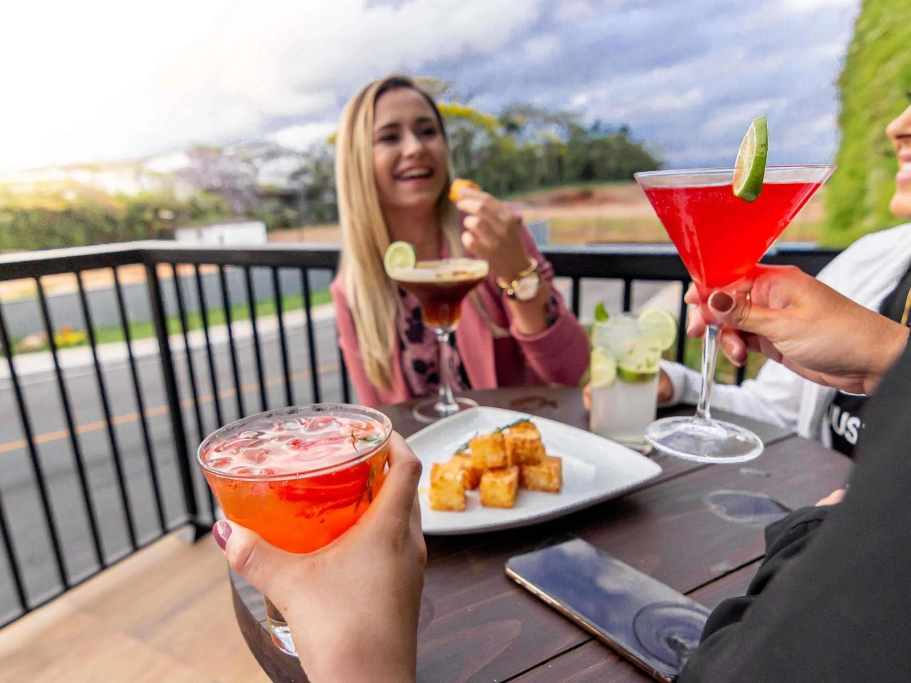 Lounge or bar in Novotel Criciuma