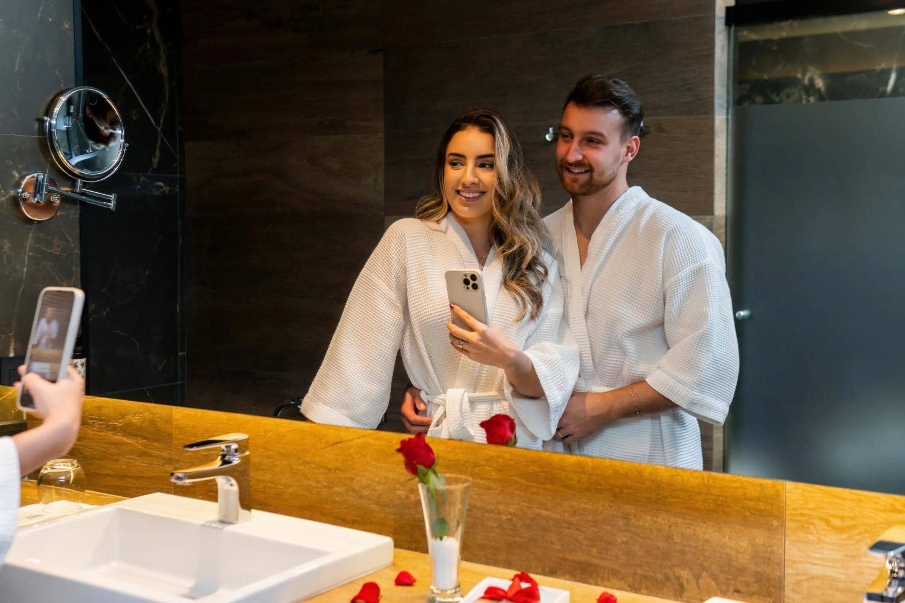 People in Novotel Criciuma