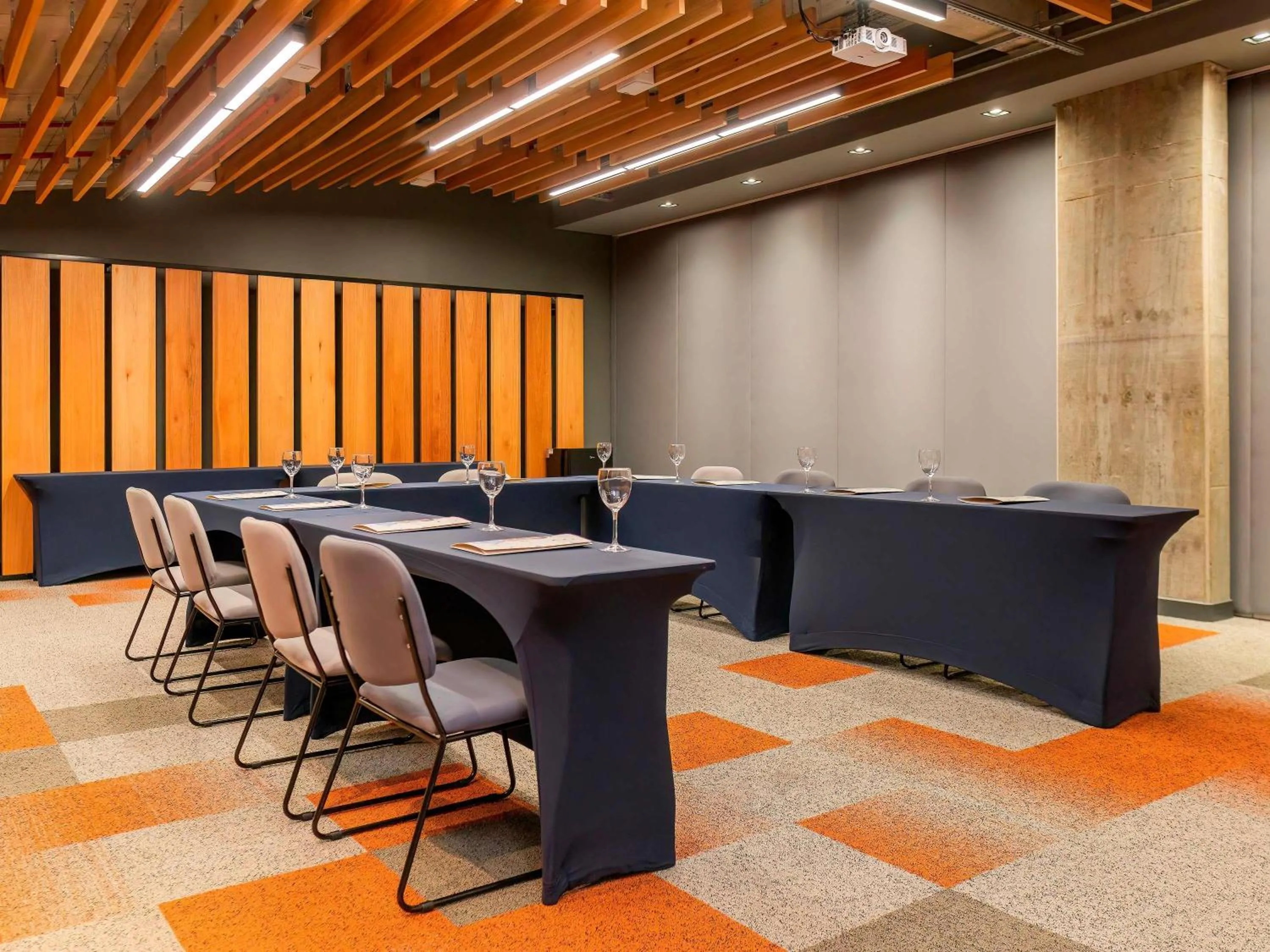 Meeting/conference room in Novotel Criciuma