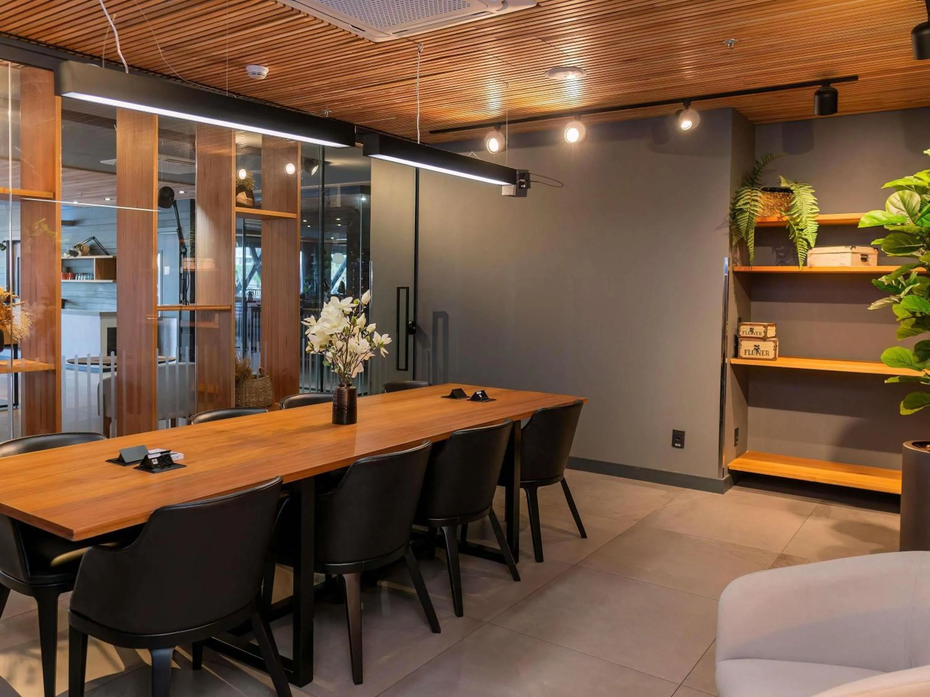 Meeting/conference room in Novotel Criciuma