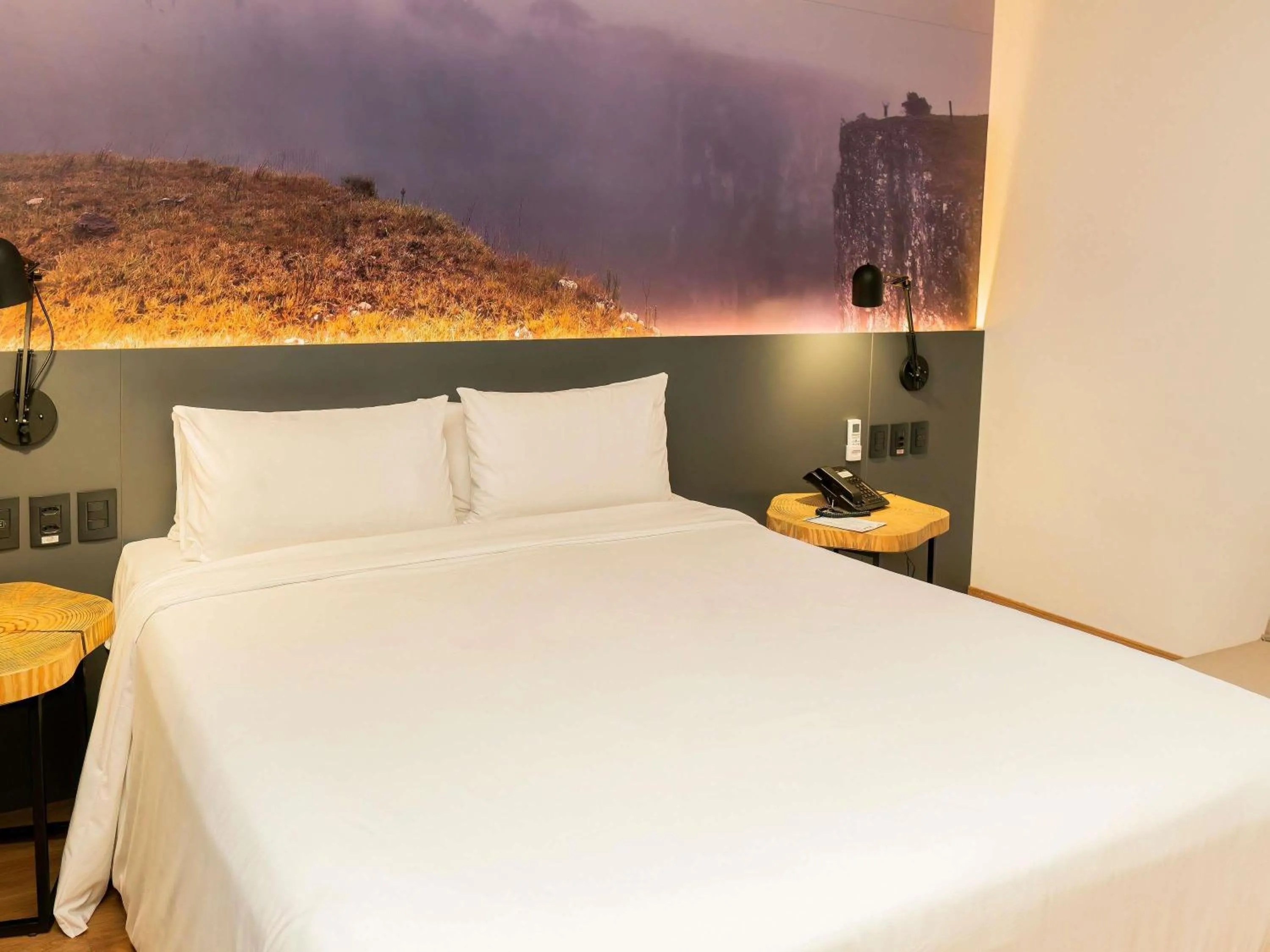 Bedroom, Bed in Novotel Criciuma