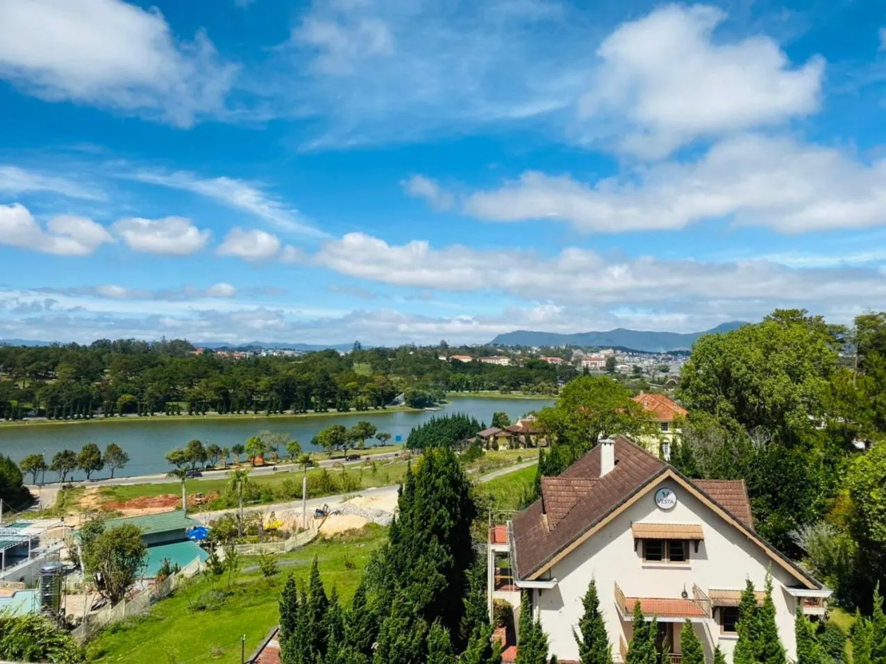 Property building in Peach Valley Hotel Dalat