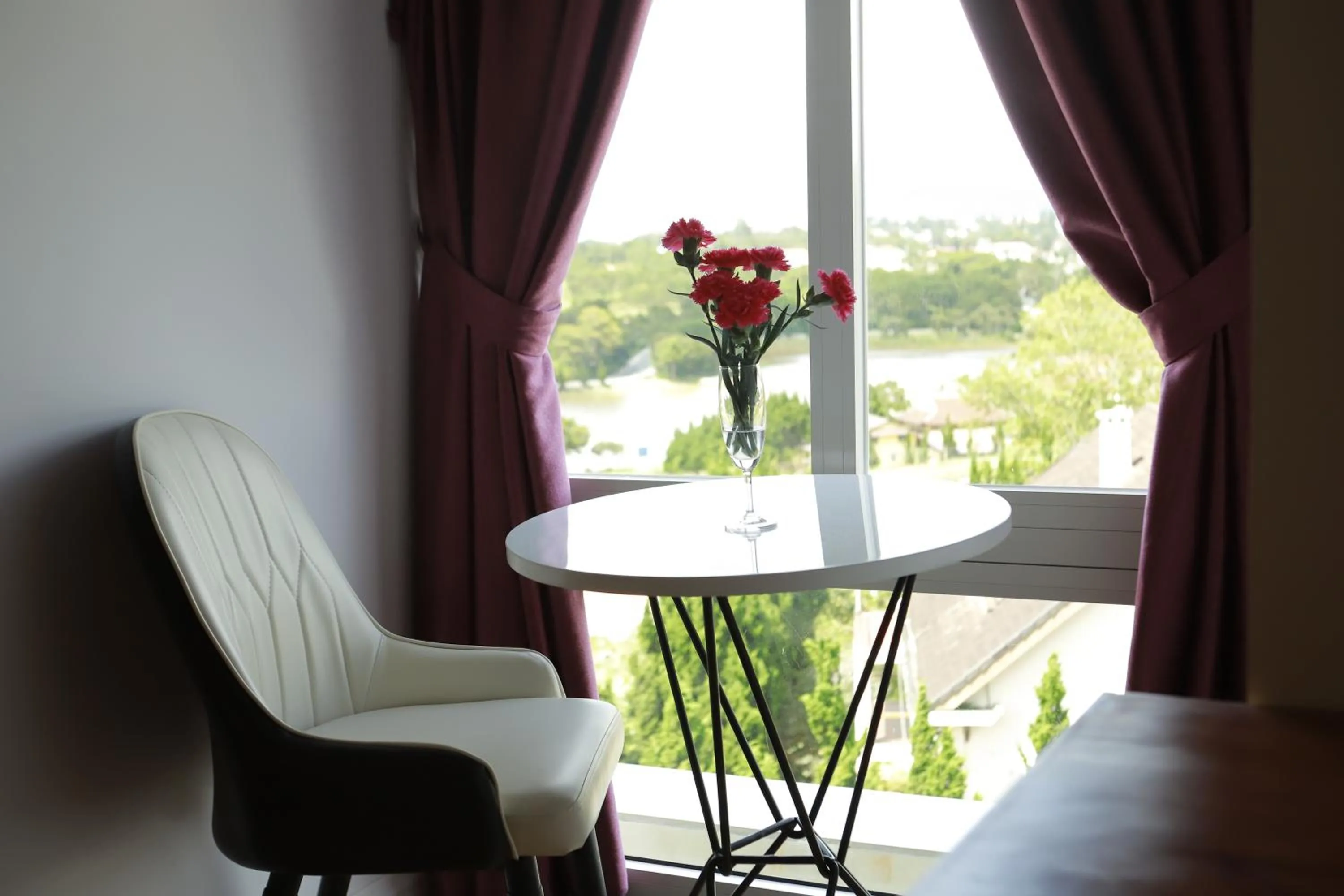 Seating area in Peach Valley Hotel Dalat