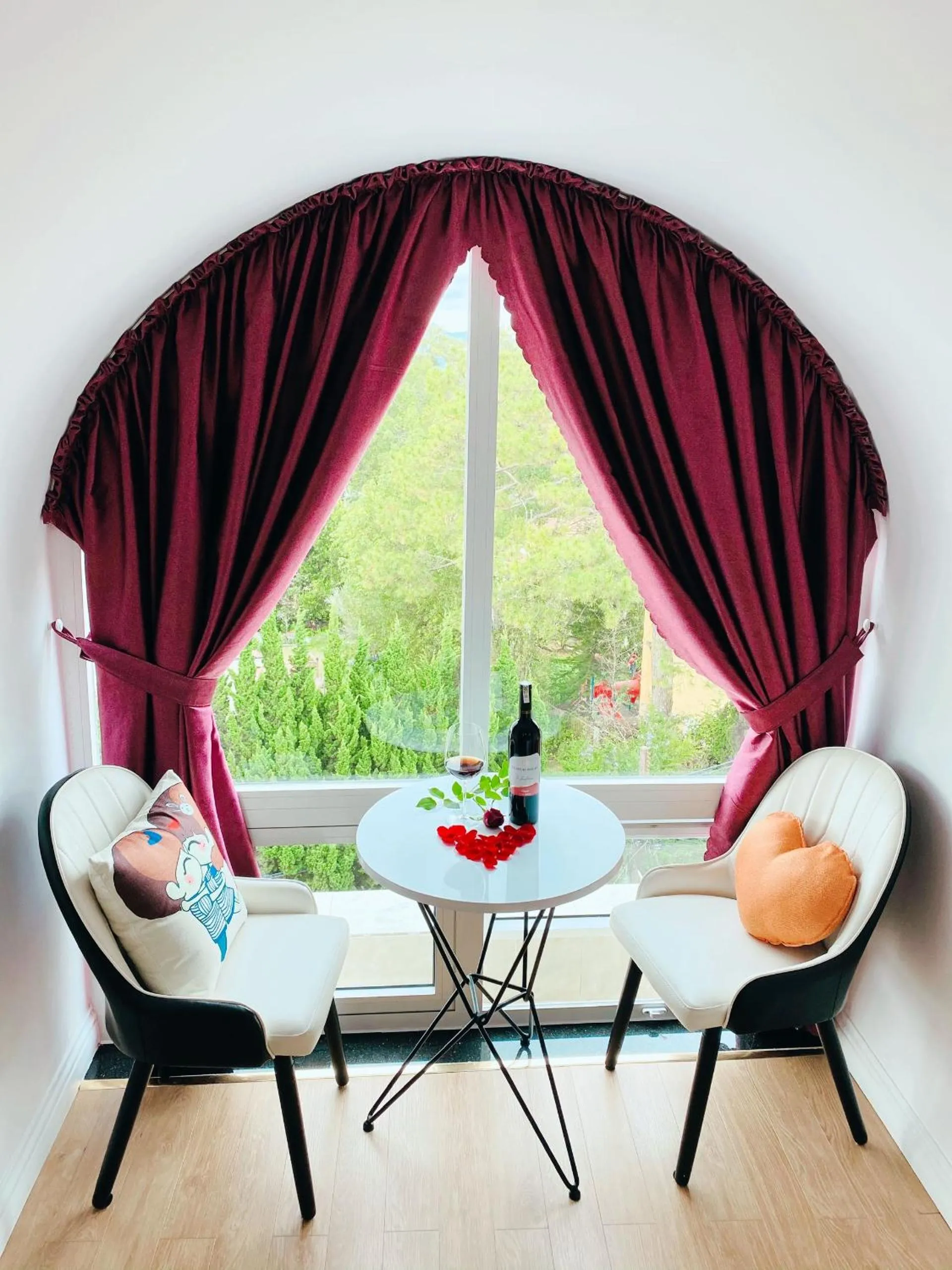 Property building in Peach Valley Hotel Dalat