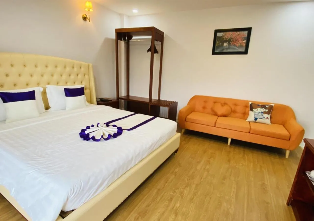 Photo of the whole room, Bed in Peach Valley Hotel Dalat