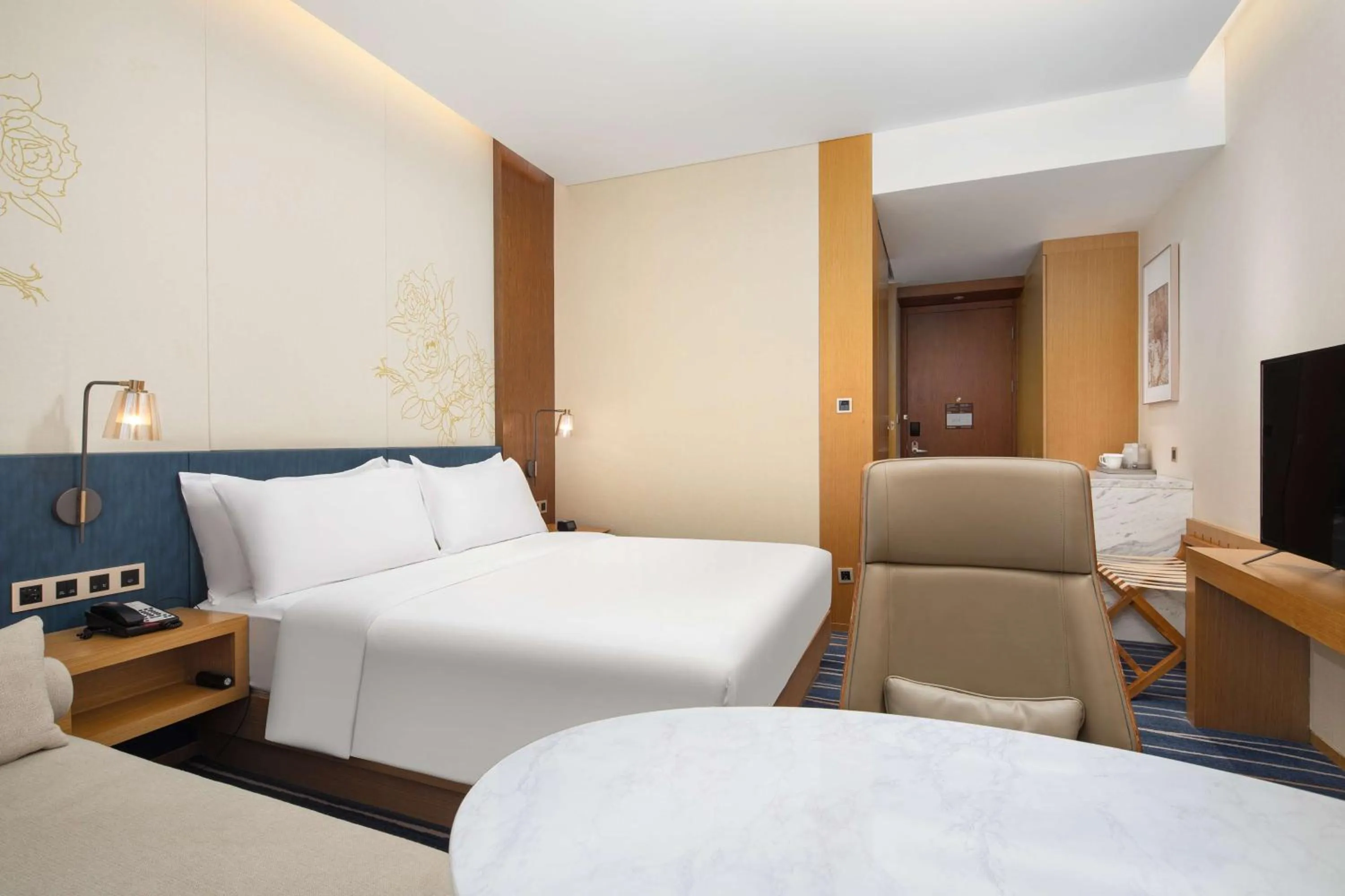 Bedroom, Bed in Hilton Garden Inn Zibo Zhangdian