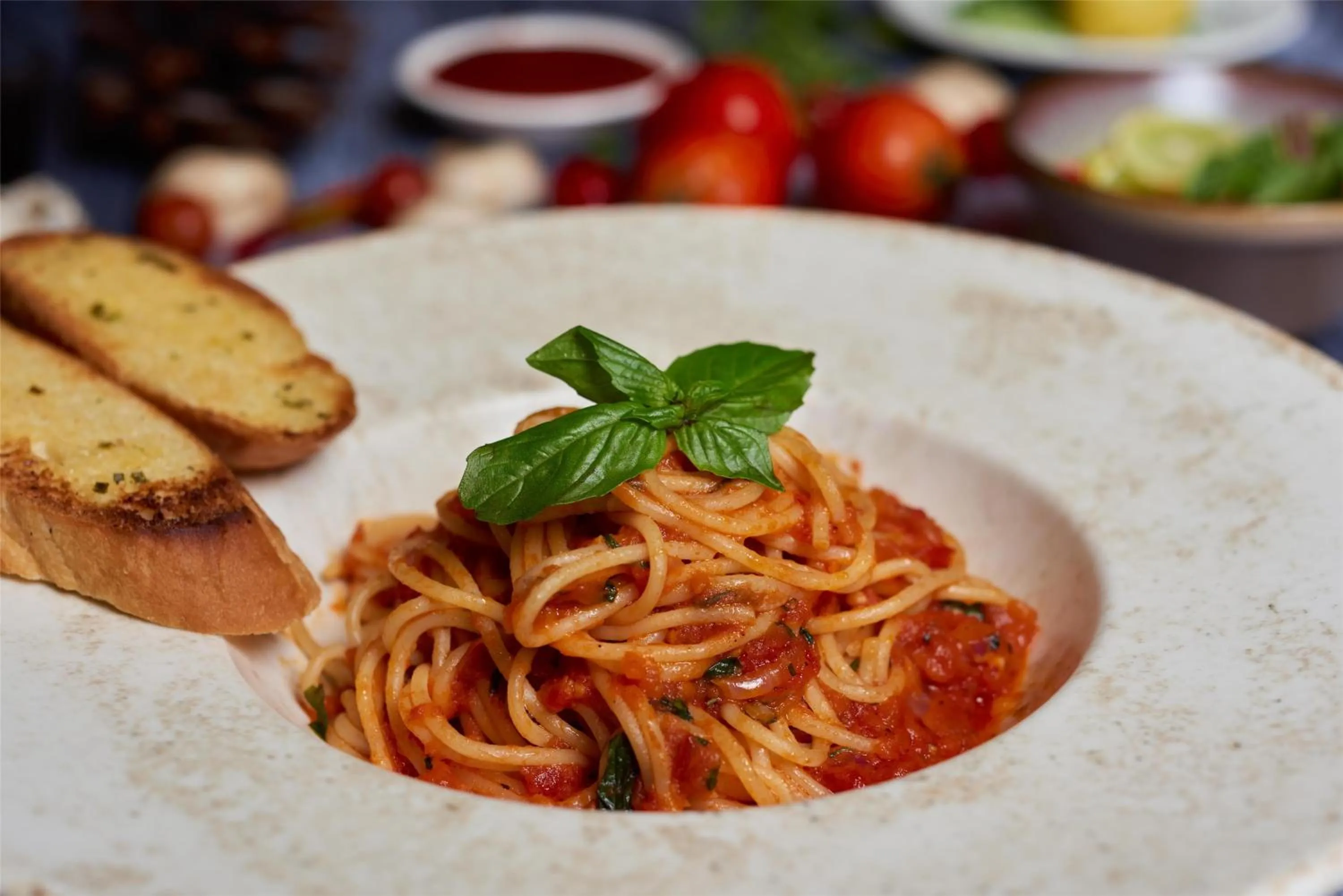 Food and drinks in Radisson Blu Mumbai International Airport