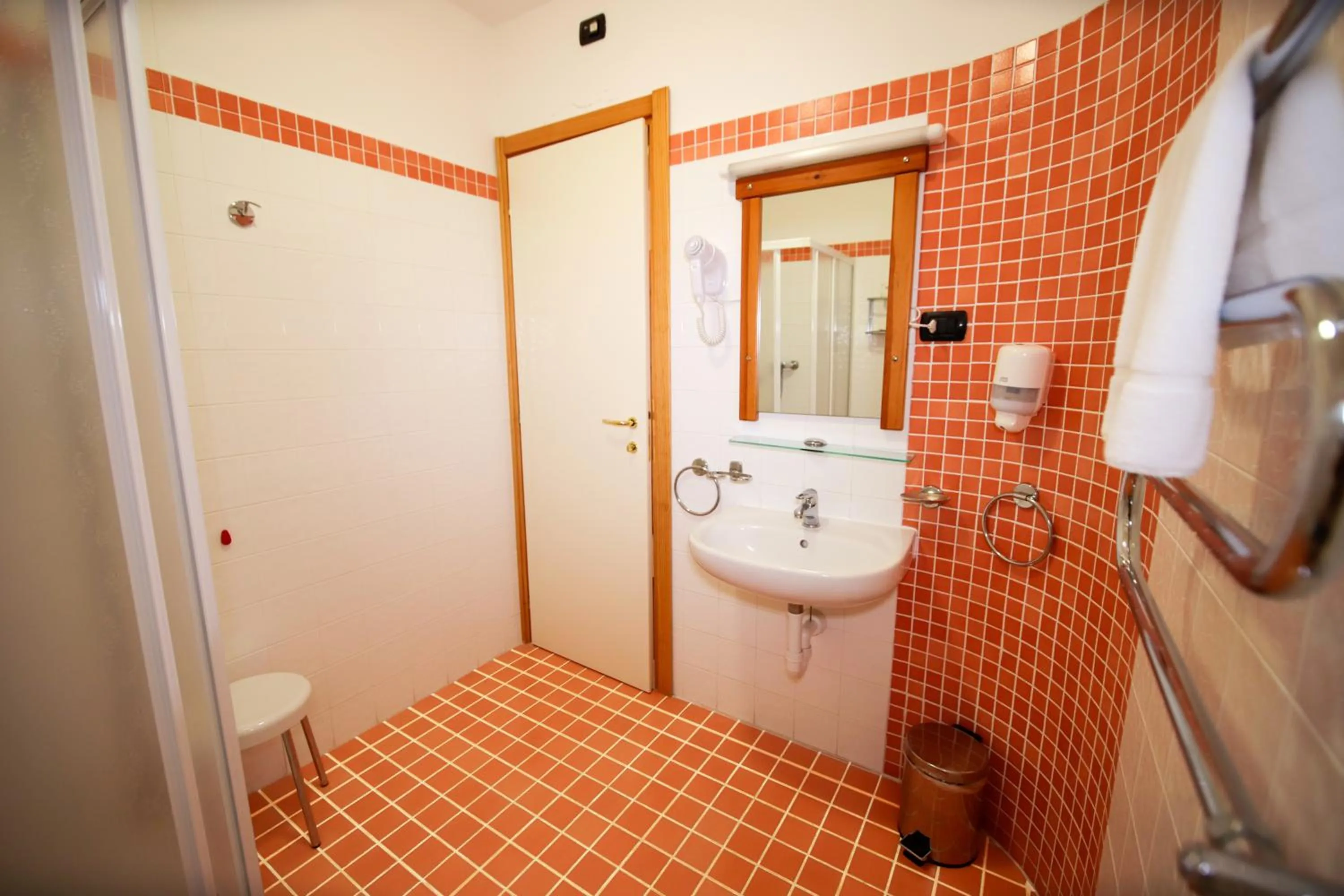 Pràcatinat Hotel & Restaurant