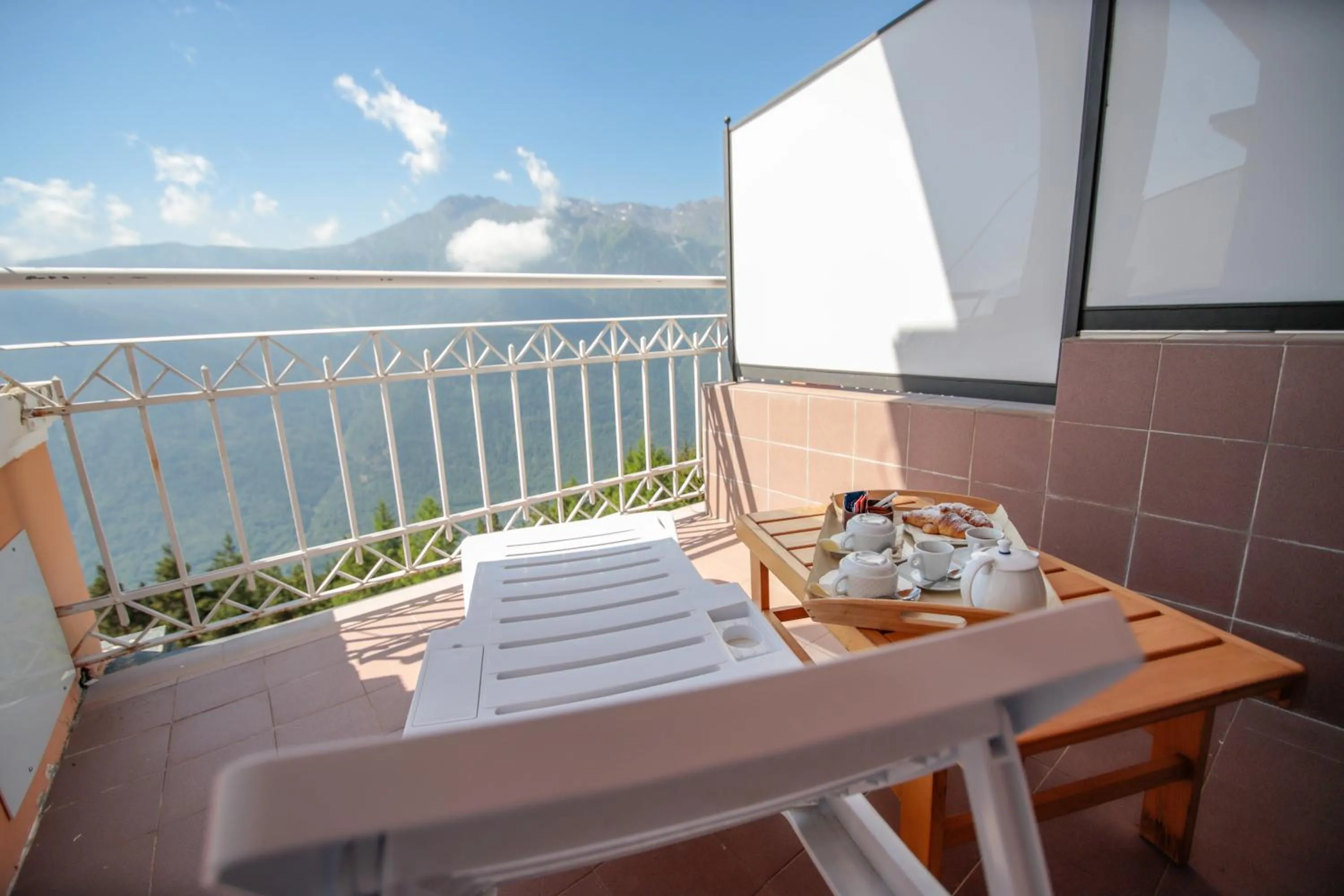 Pràcatinat Hotel & Restaurant