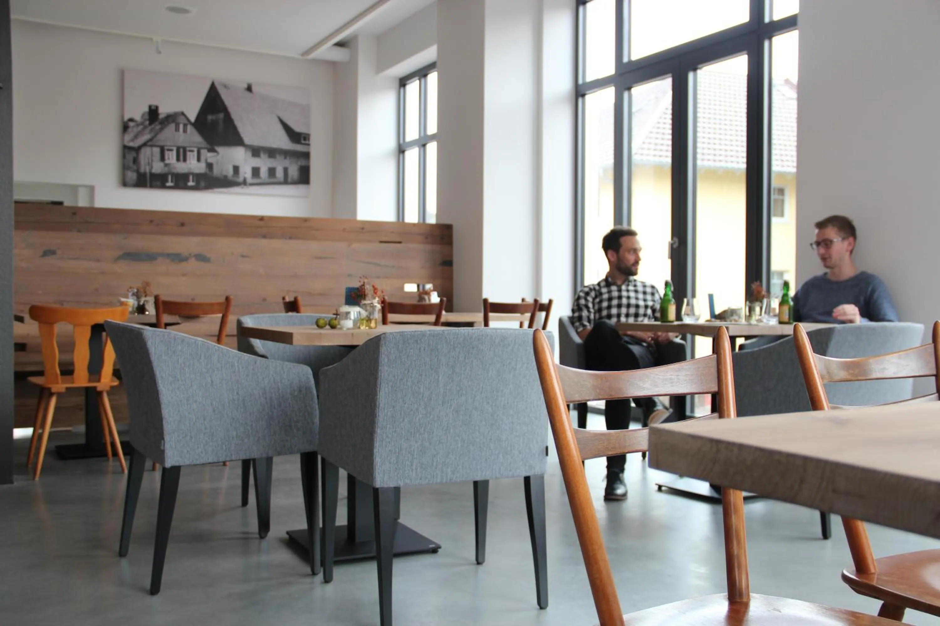 Restaurant/places to eat in Alte Schmiede