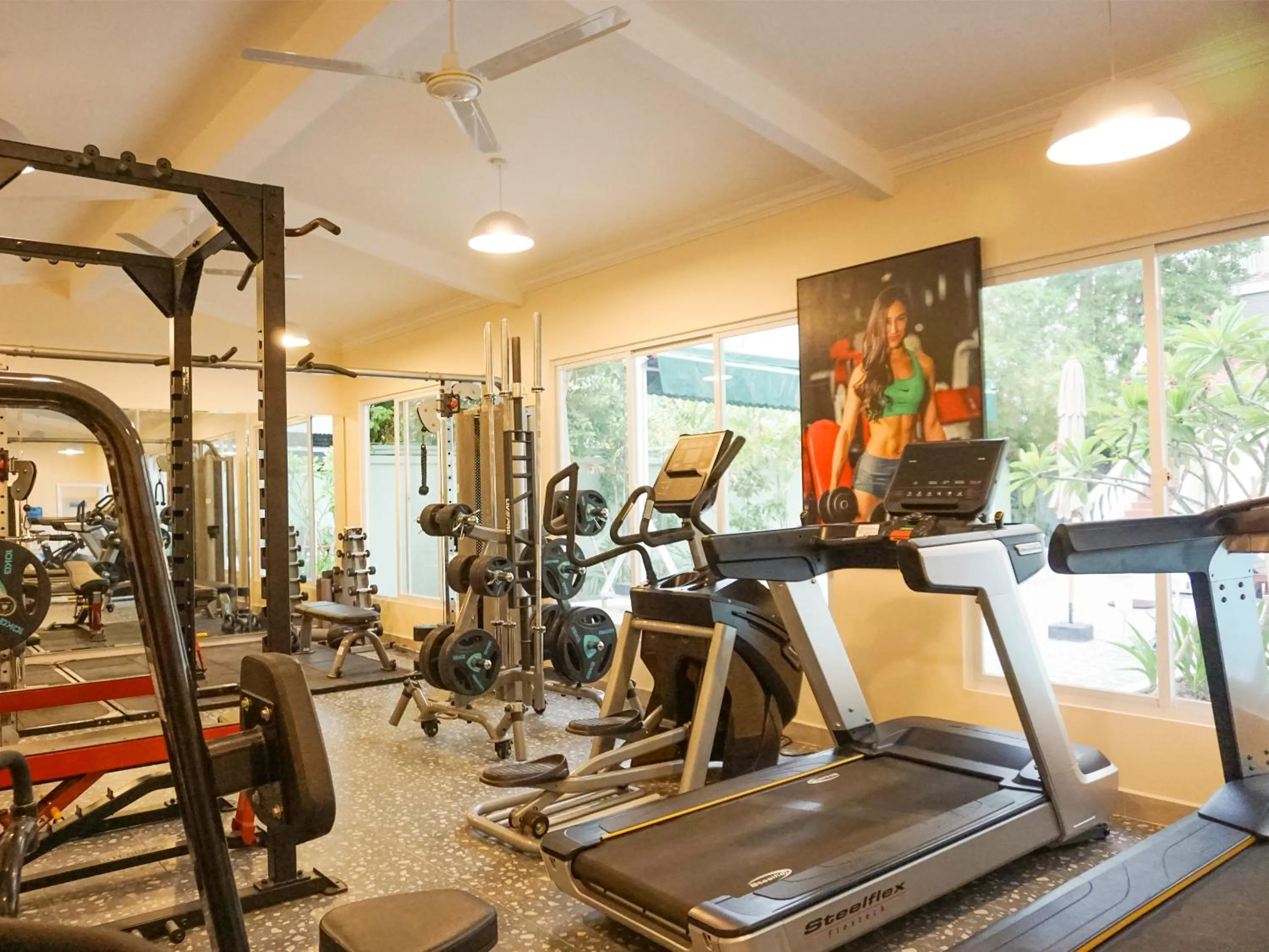 Fitness centre/facilities in Le Kree Downtown Hotel