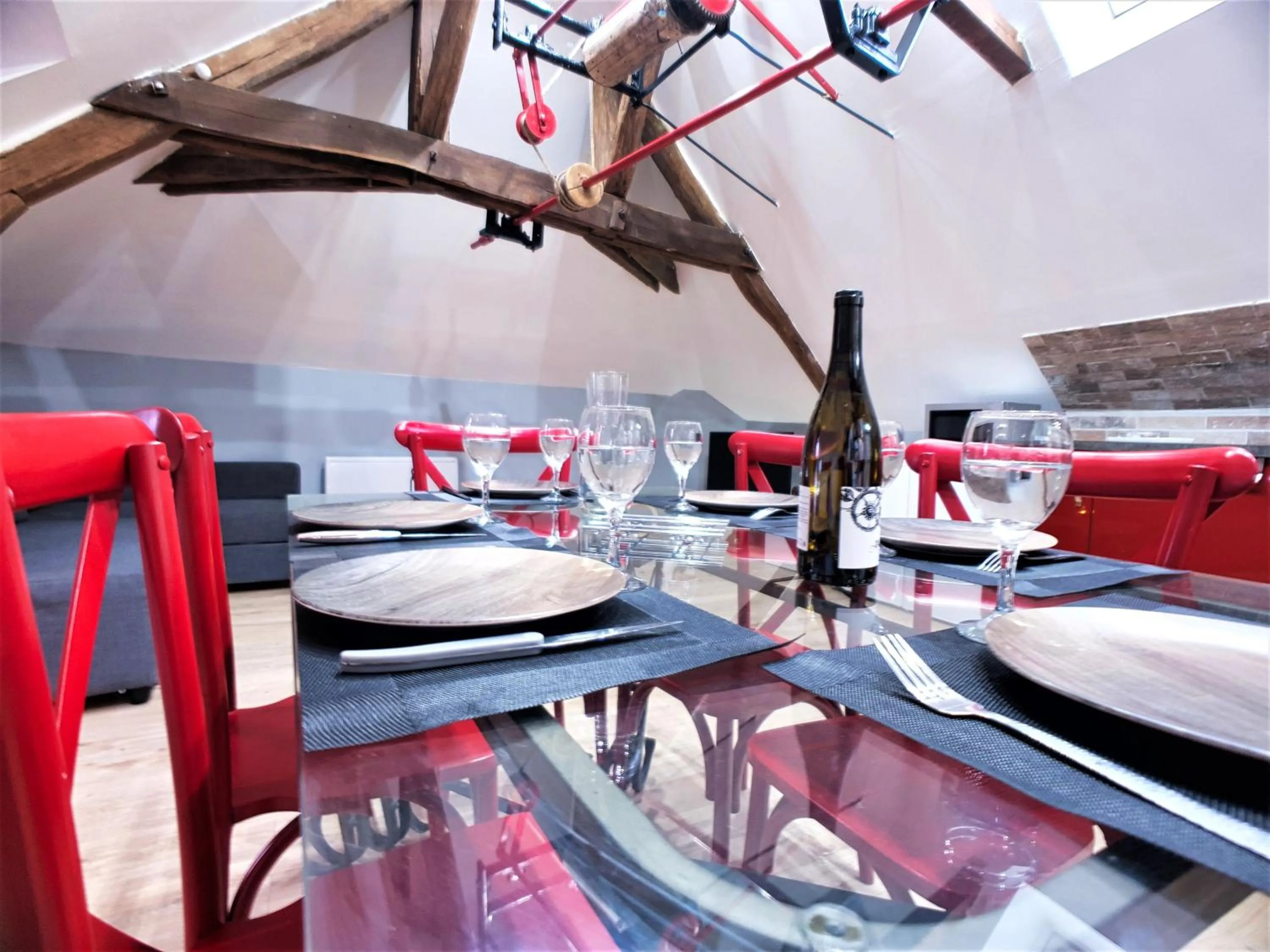 Dining area in La graineterie89