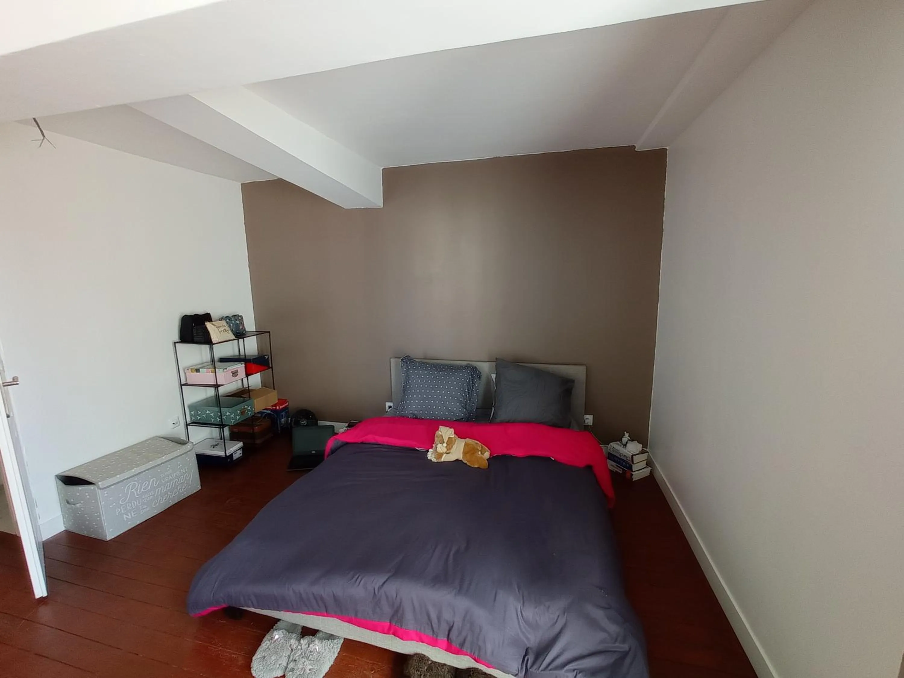 Bedroom, Bed in La graineterie89