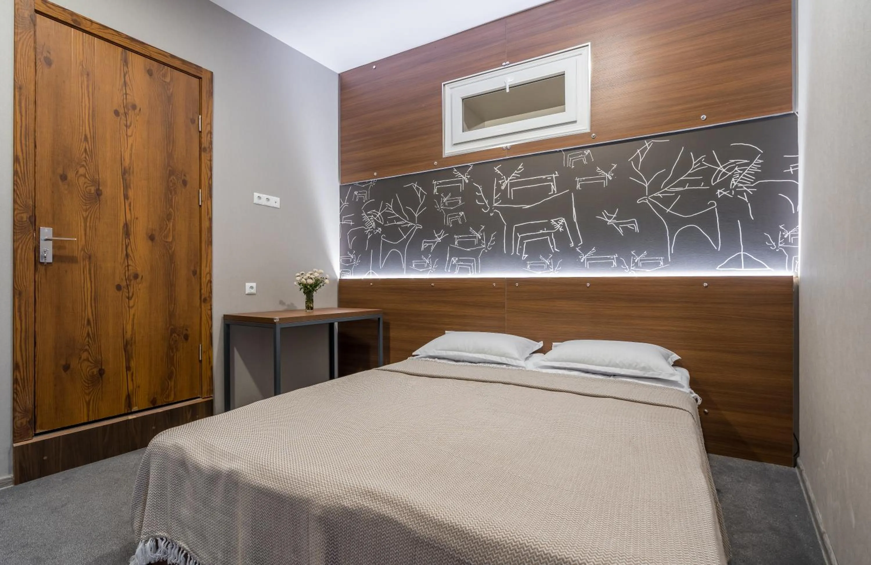 Bed in Hotel History • სასტუმრო ისტორია