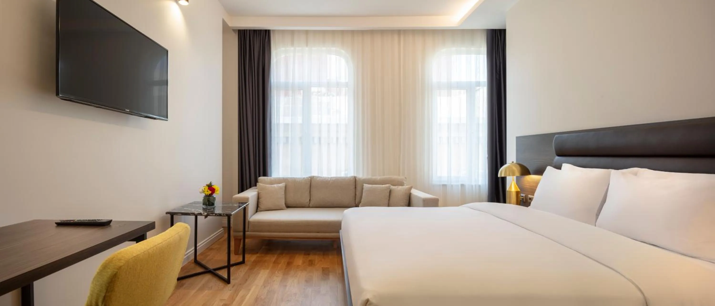 Photo of the whole room, Bed in The Rooms Nisantasi