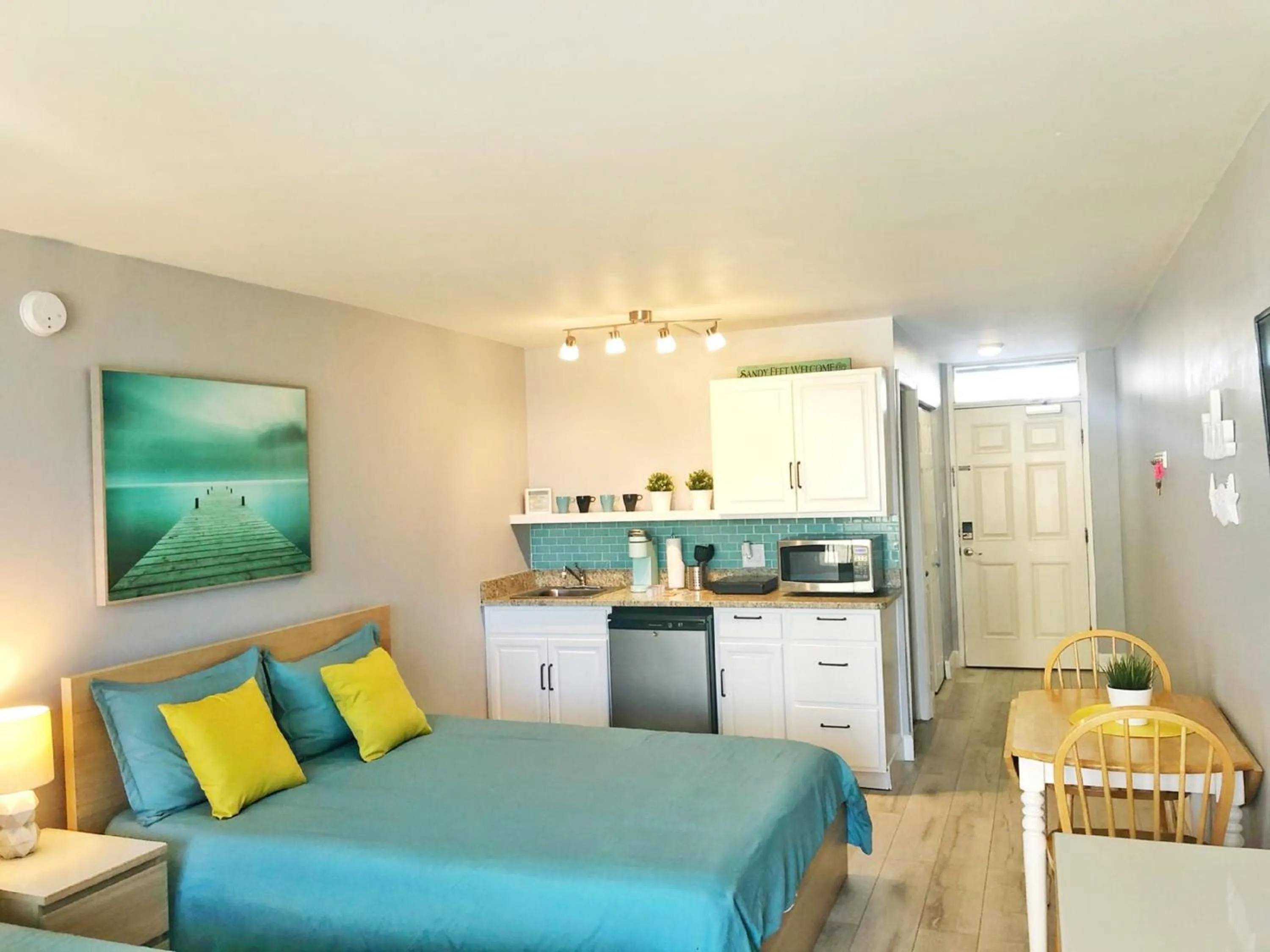 Pirates Cove Resort Studios!