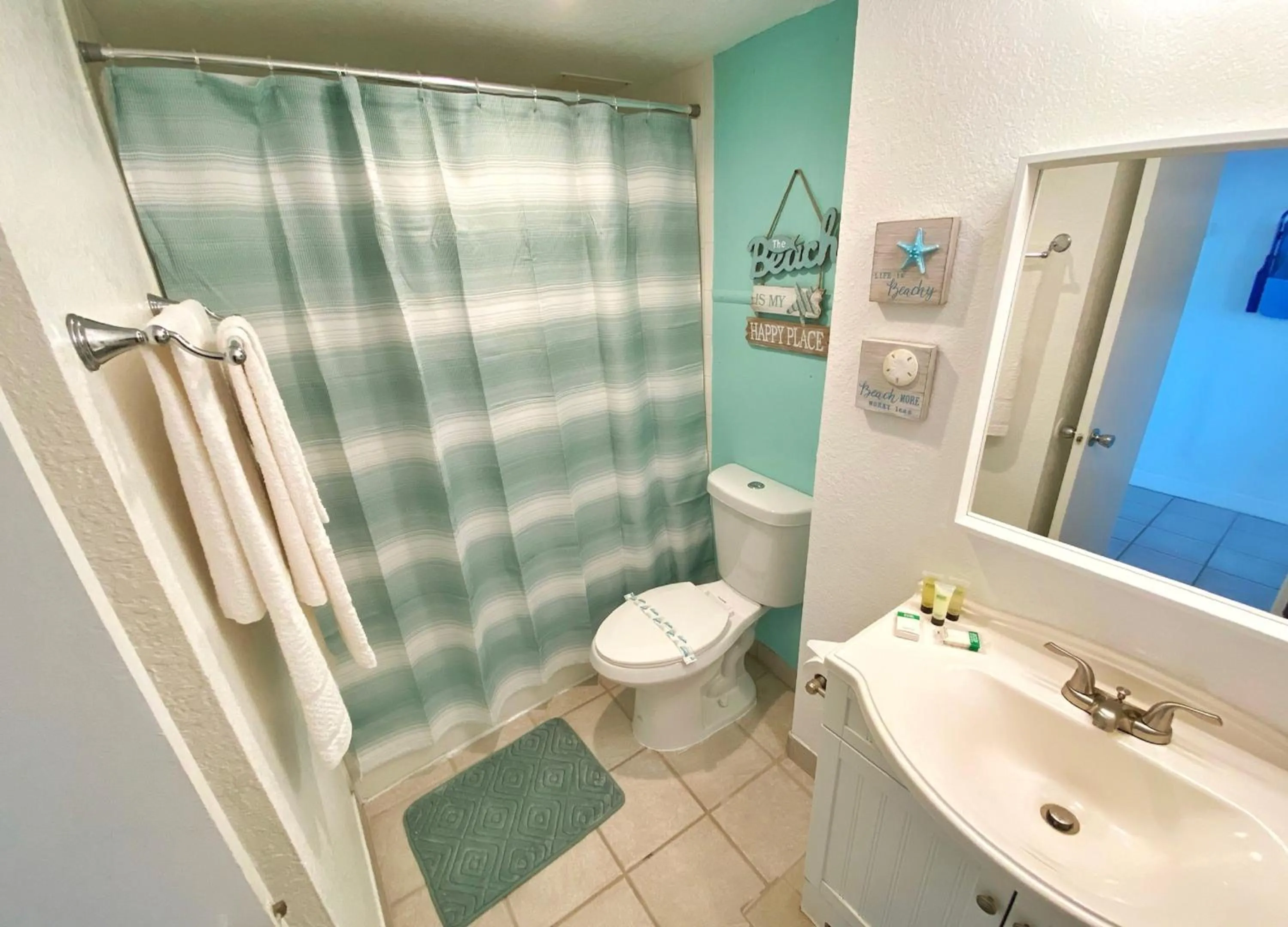 Pirates Cove Resort Studios!