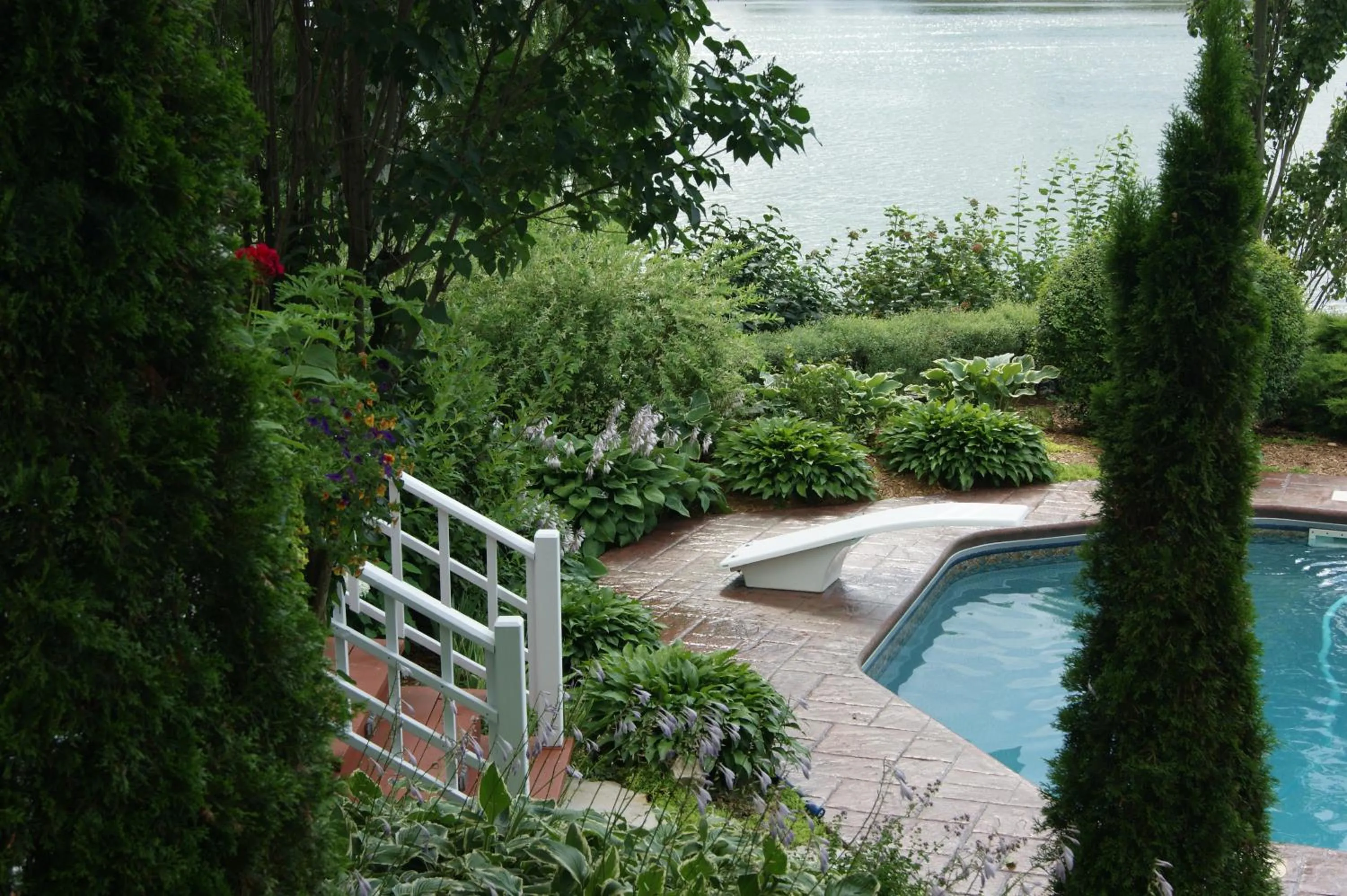 Swimming pool in La Belle aux Berges