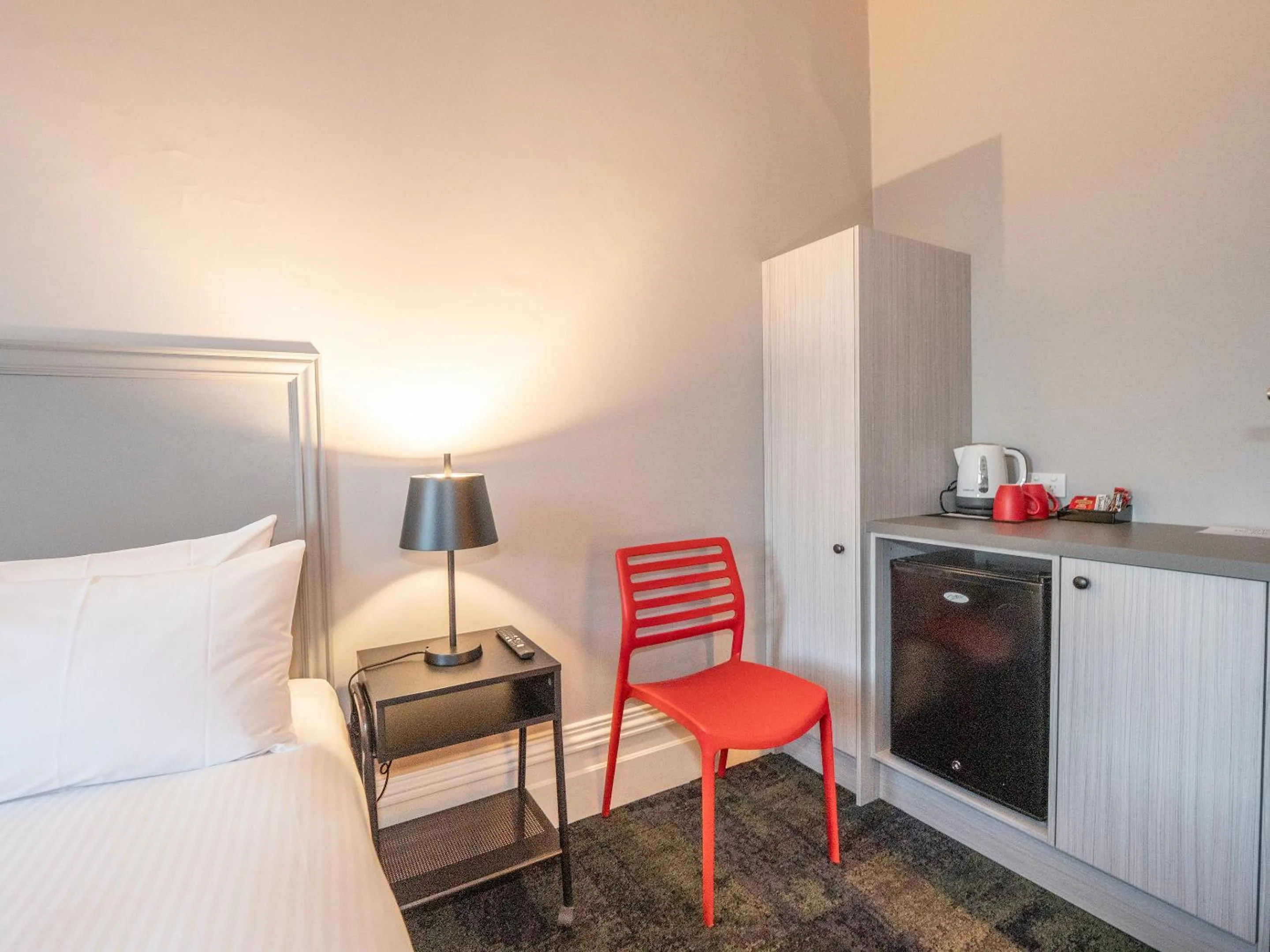 Coffee/tea facilities, Bed in Telegraph Hotel Numurkah