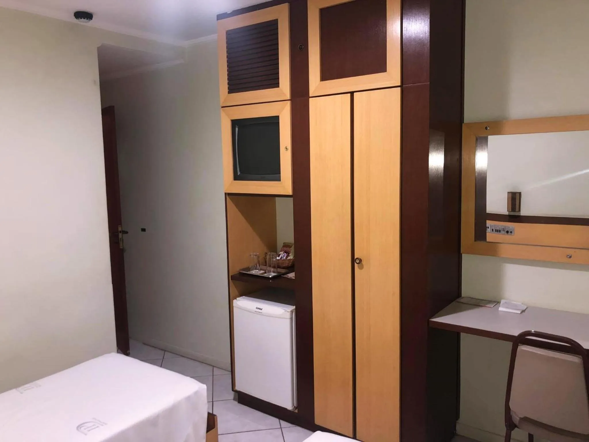 Bedroom in David Plaza Hotel