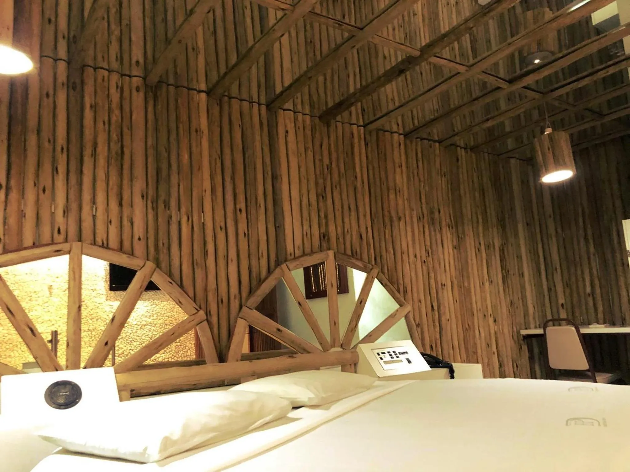 Bed in David Plaza Hotel