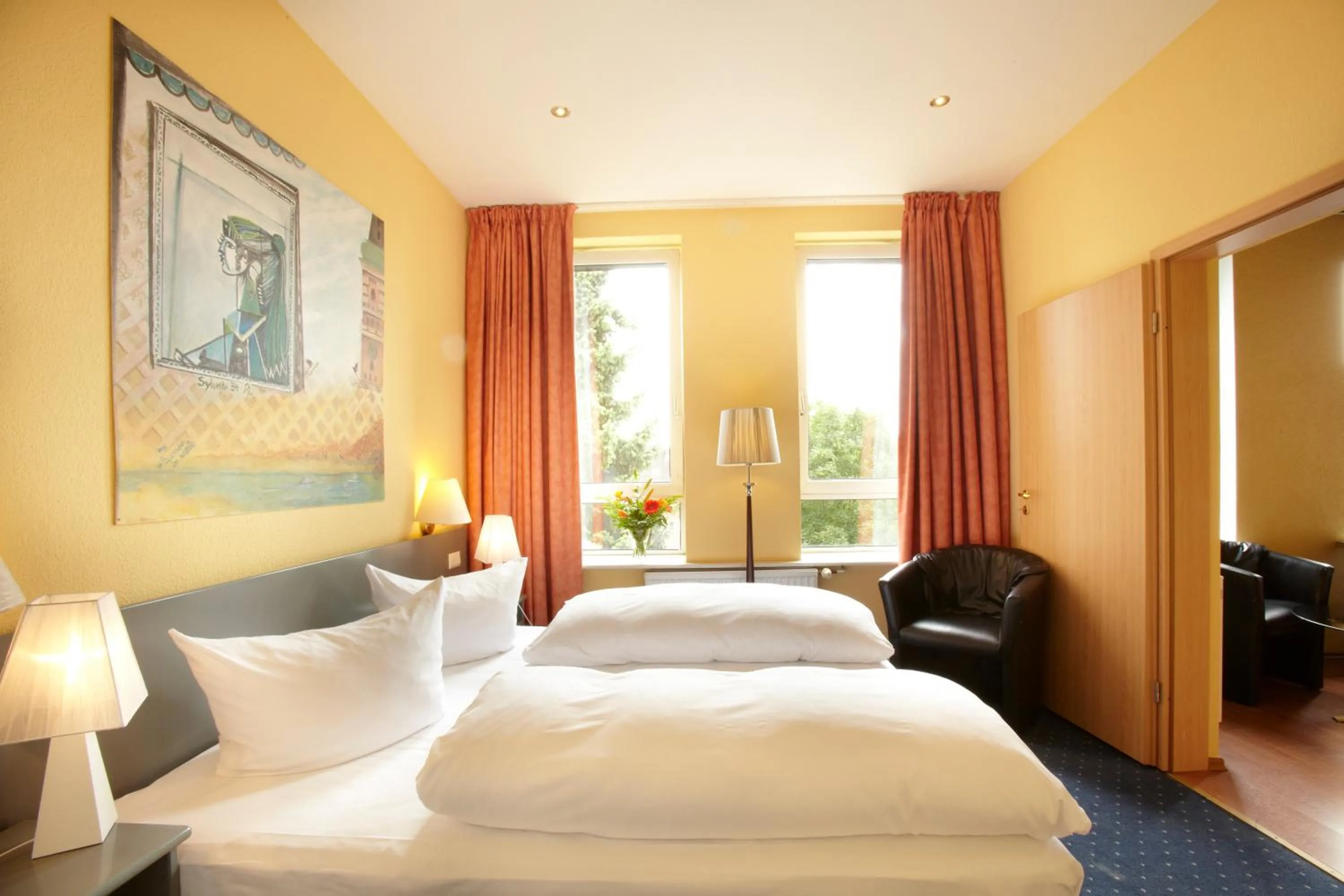 Photo of the whole room in Hotel City Kiel by Premiere Classe