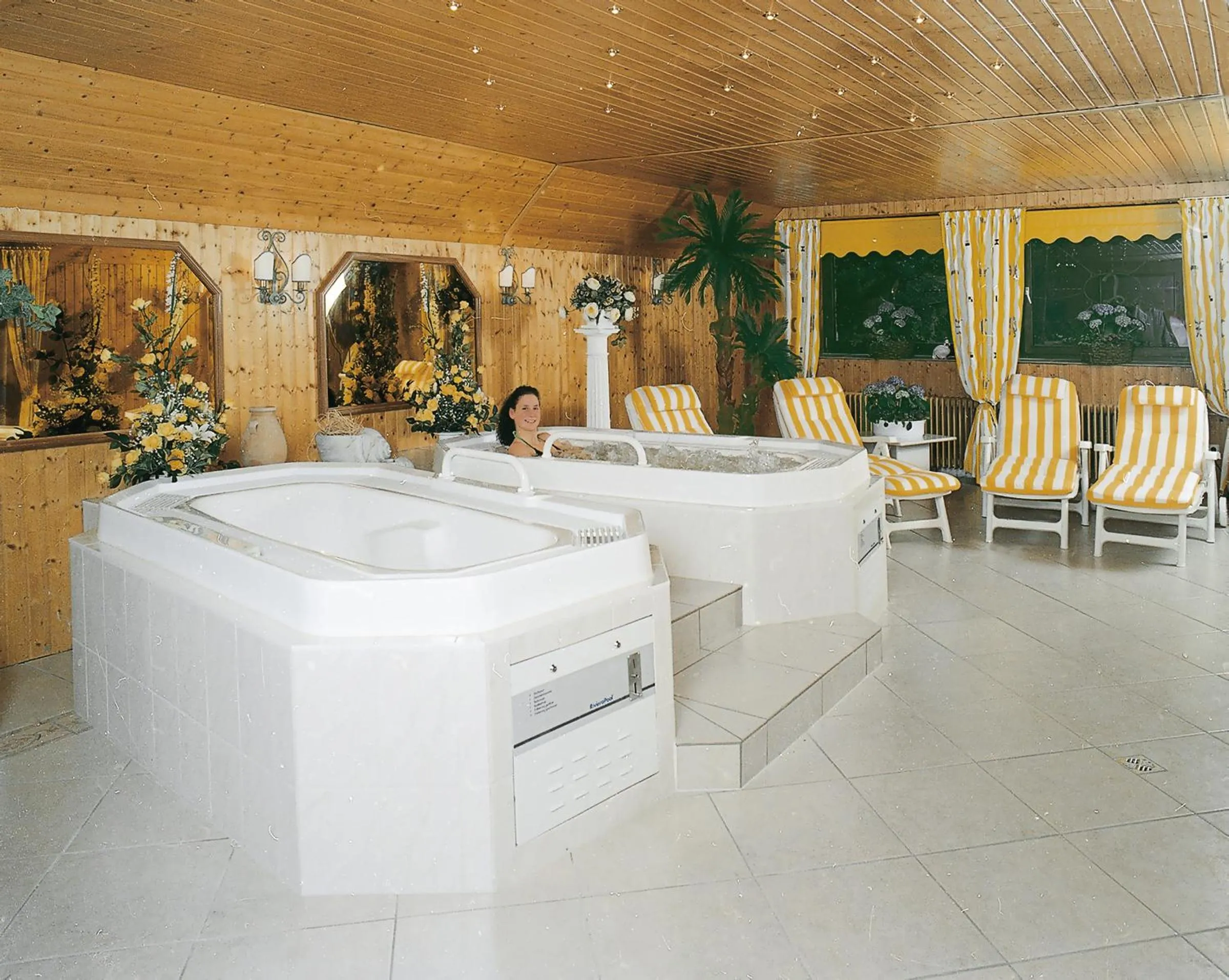 Hot Tub in Wellness und Romantik Hotel Helmboldt