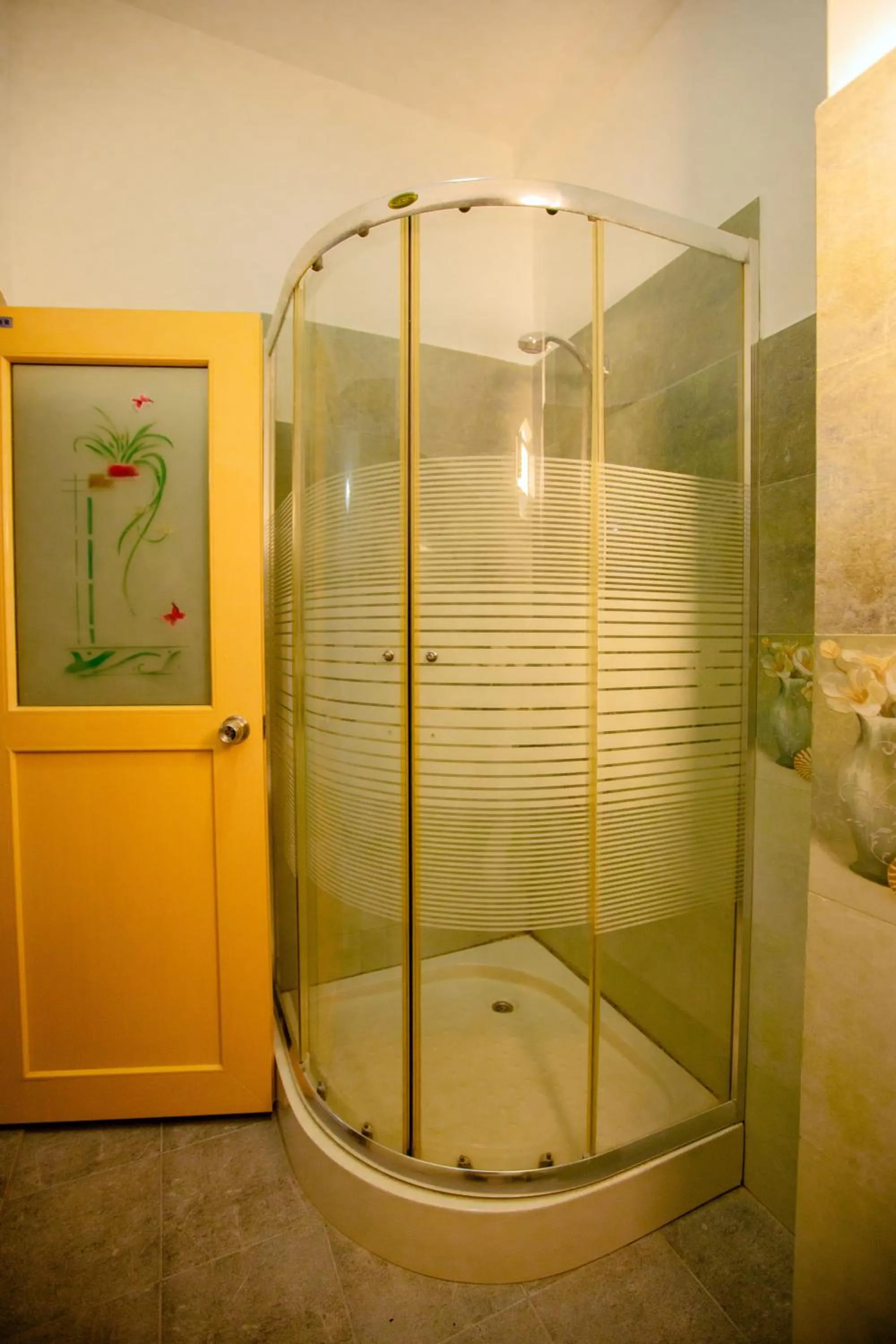 Bathroom in Yala River Face Inn