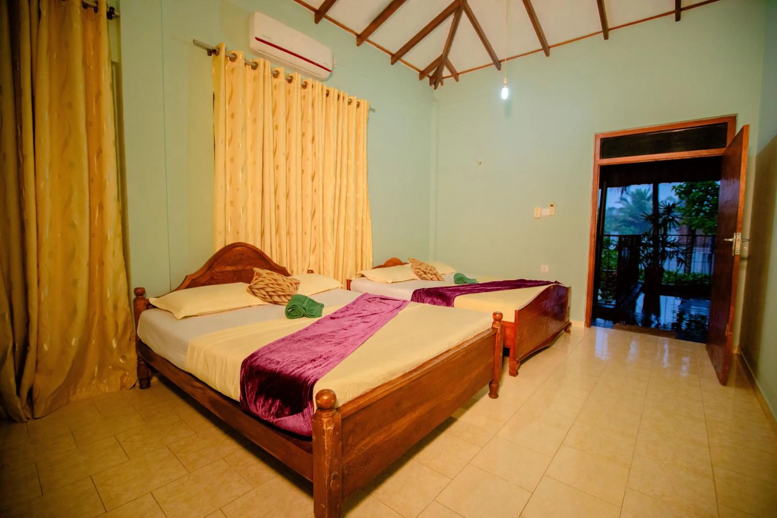 Bedroom, Bed in Yala River Face Inn