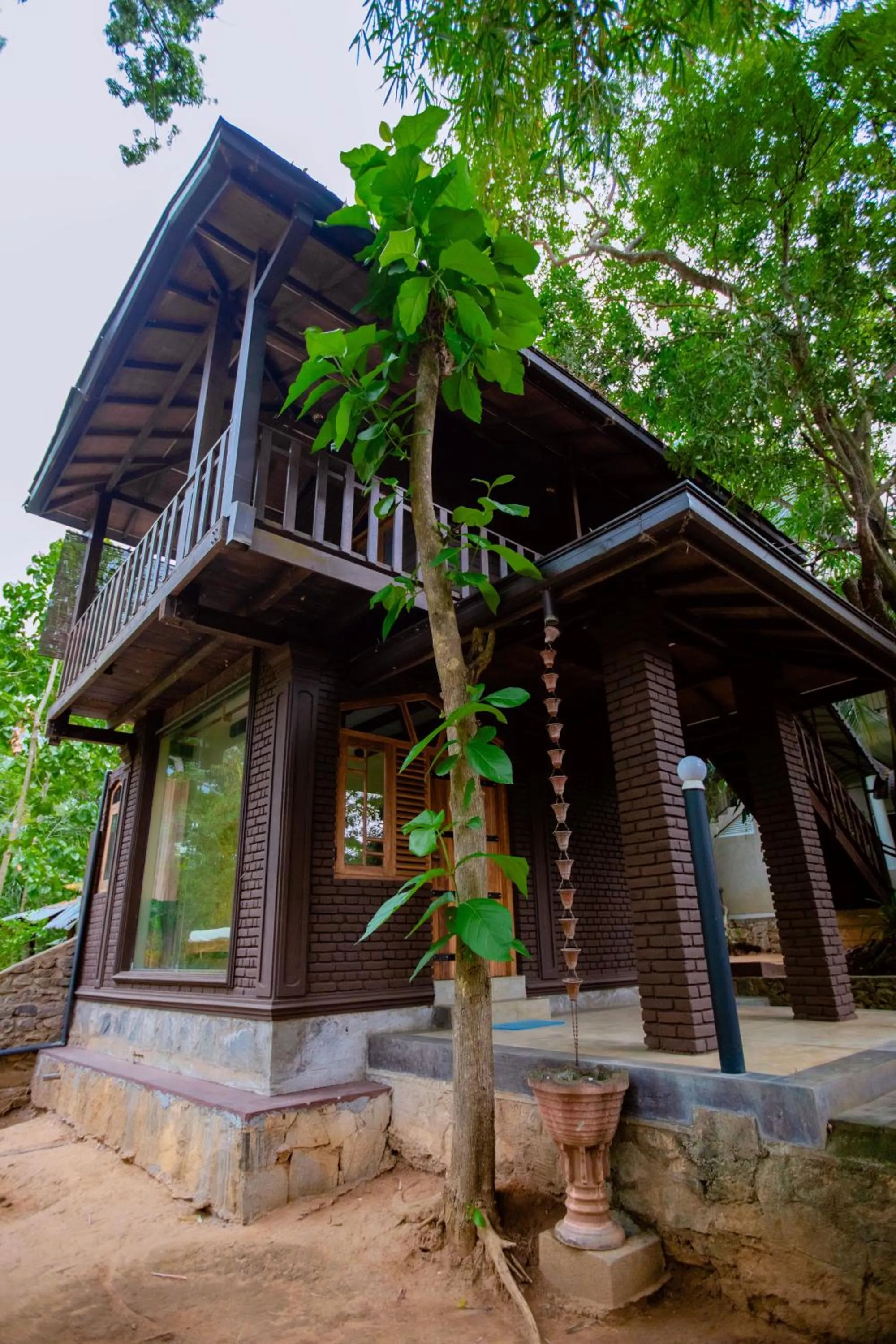 Property building in Yala River Face Inn