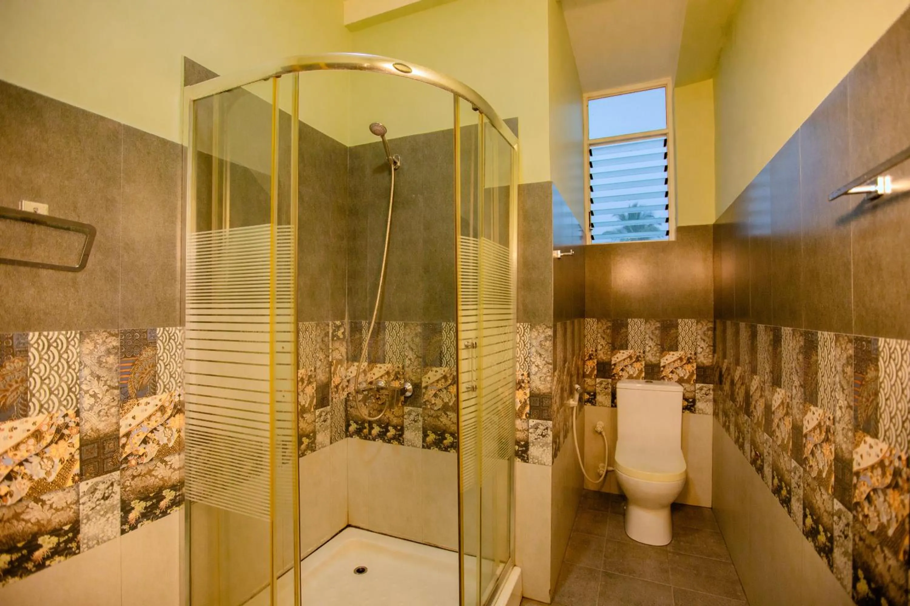 Bathroom in Yala River Face Inn