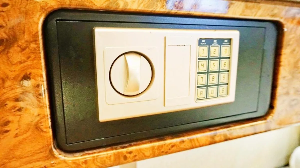 safe in TABHotel Capsule Bandung