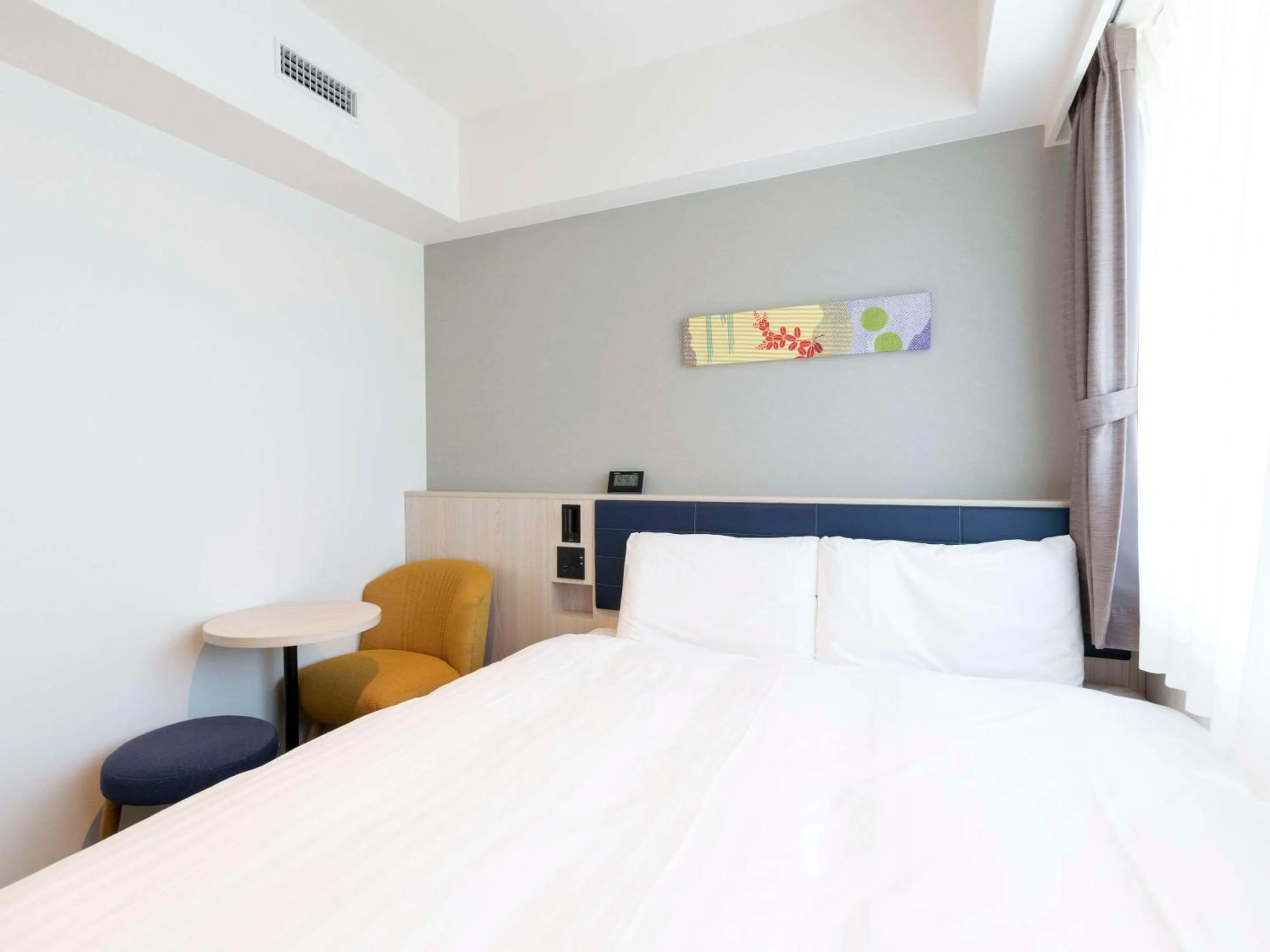 Bedroom, Bed in Comfort Hotel Kyoto Horikawagojo