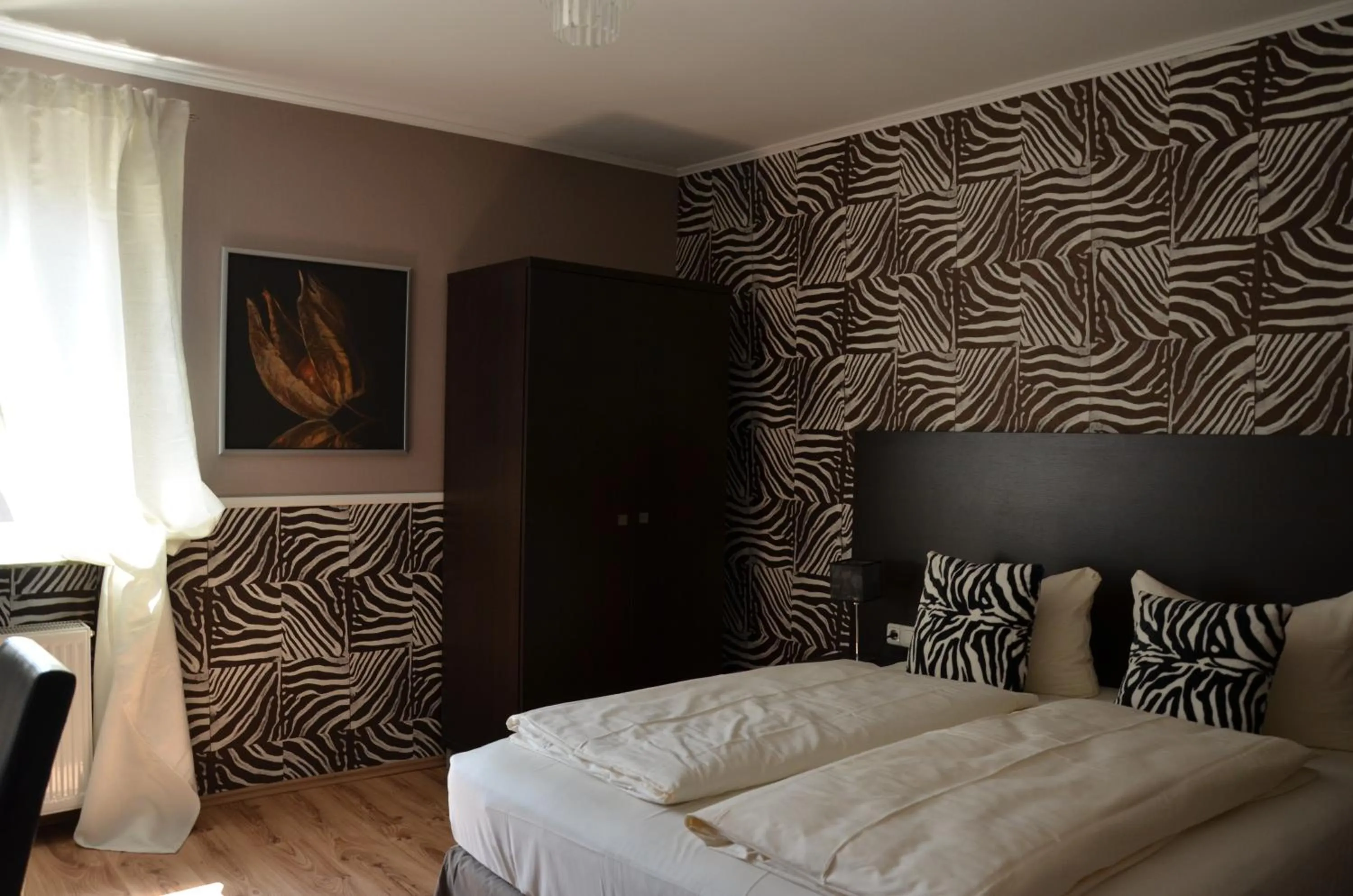 Bed in Hotel Rheinstein