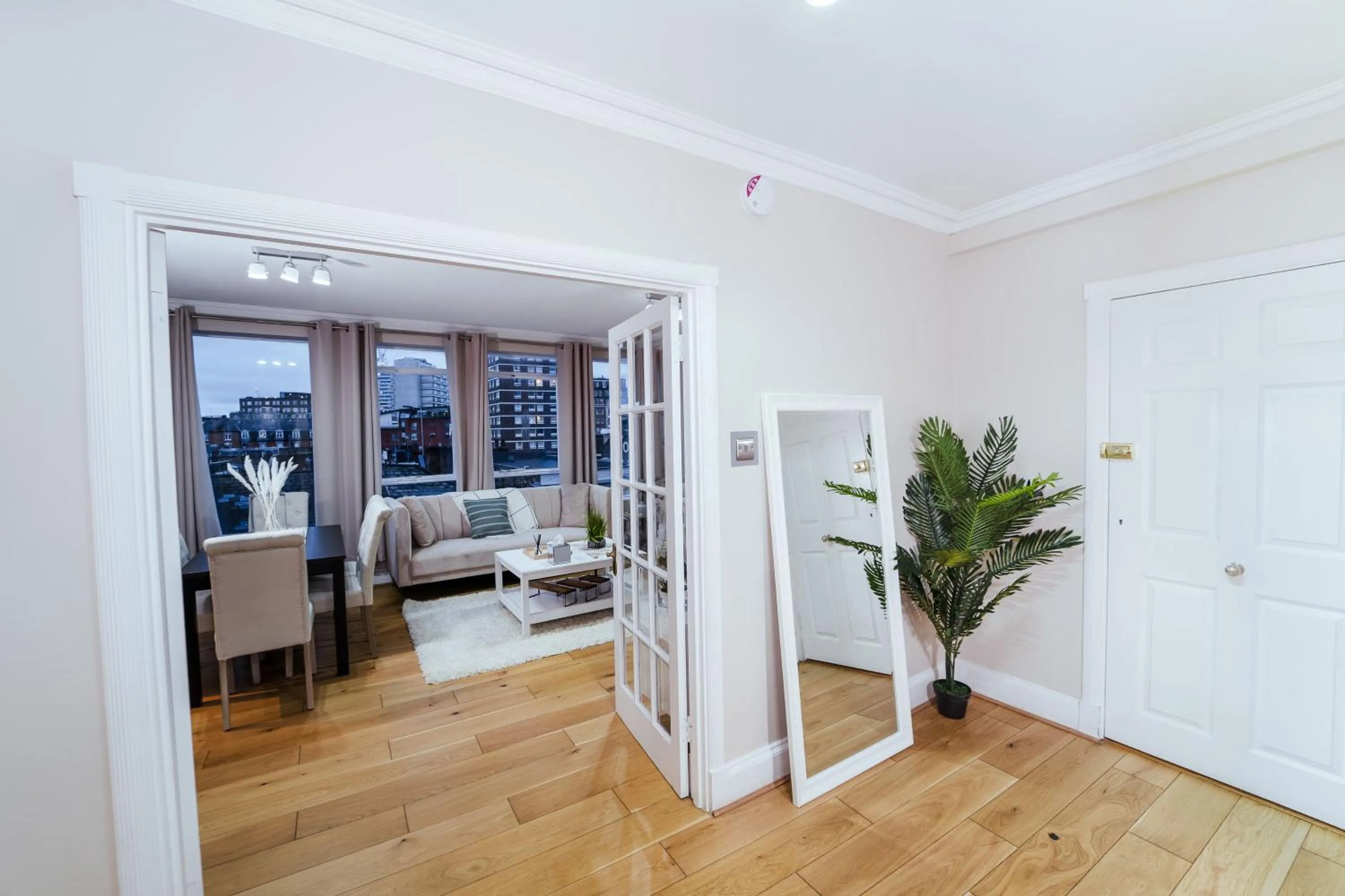 Living room in Park Lane Apartments Crawford Place