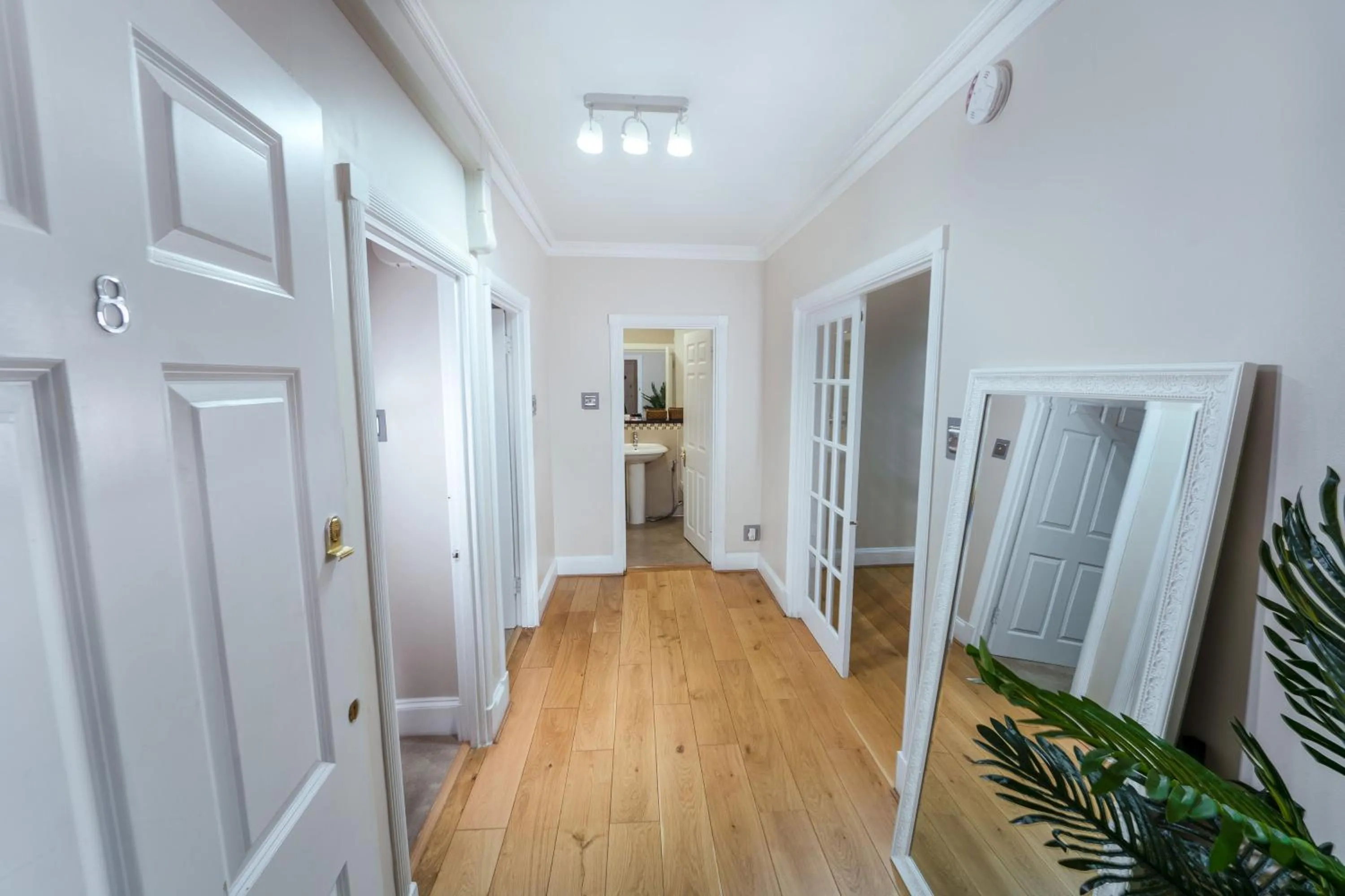 Living room in Park Lane Apartments Crawford Place