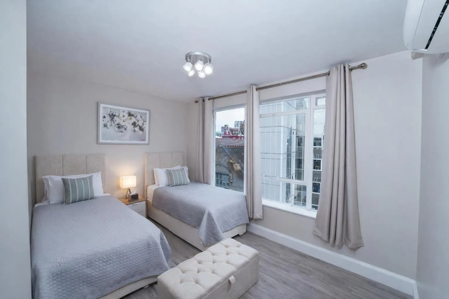 Bed in Park Lane Apartments Crawford Place