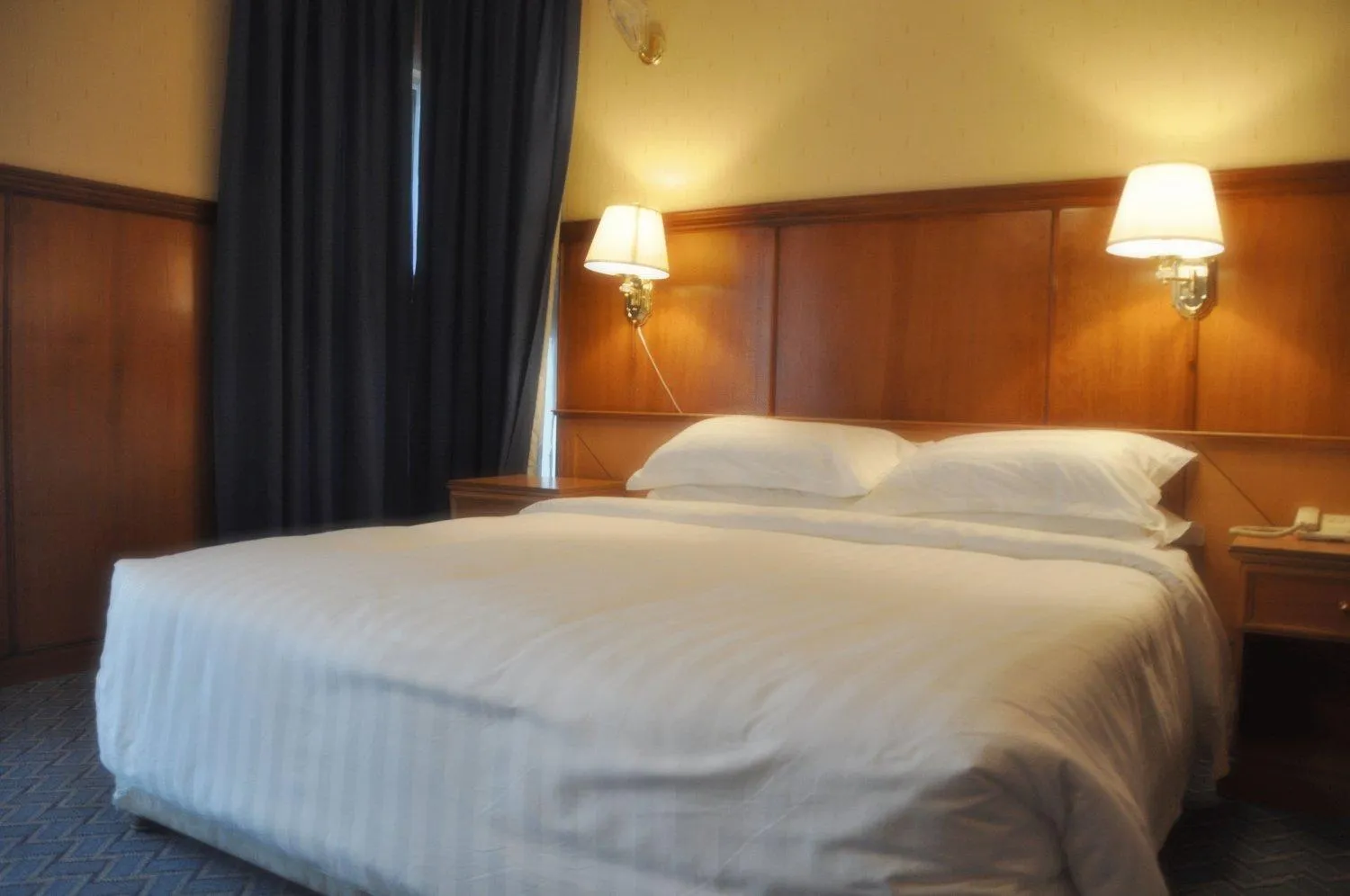 Bedroom, Bed in Royal Plaza Hotel Apartments