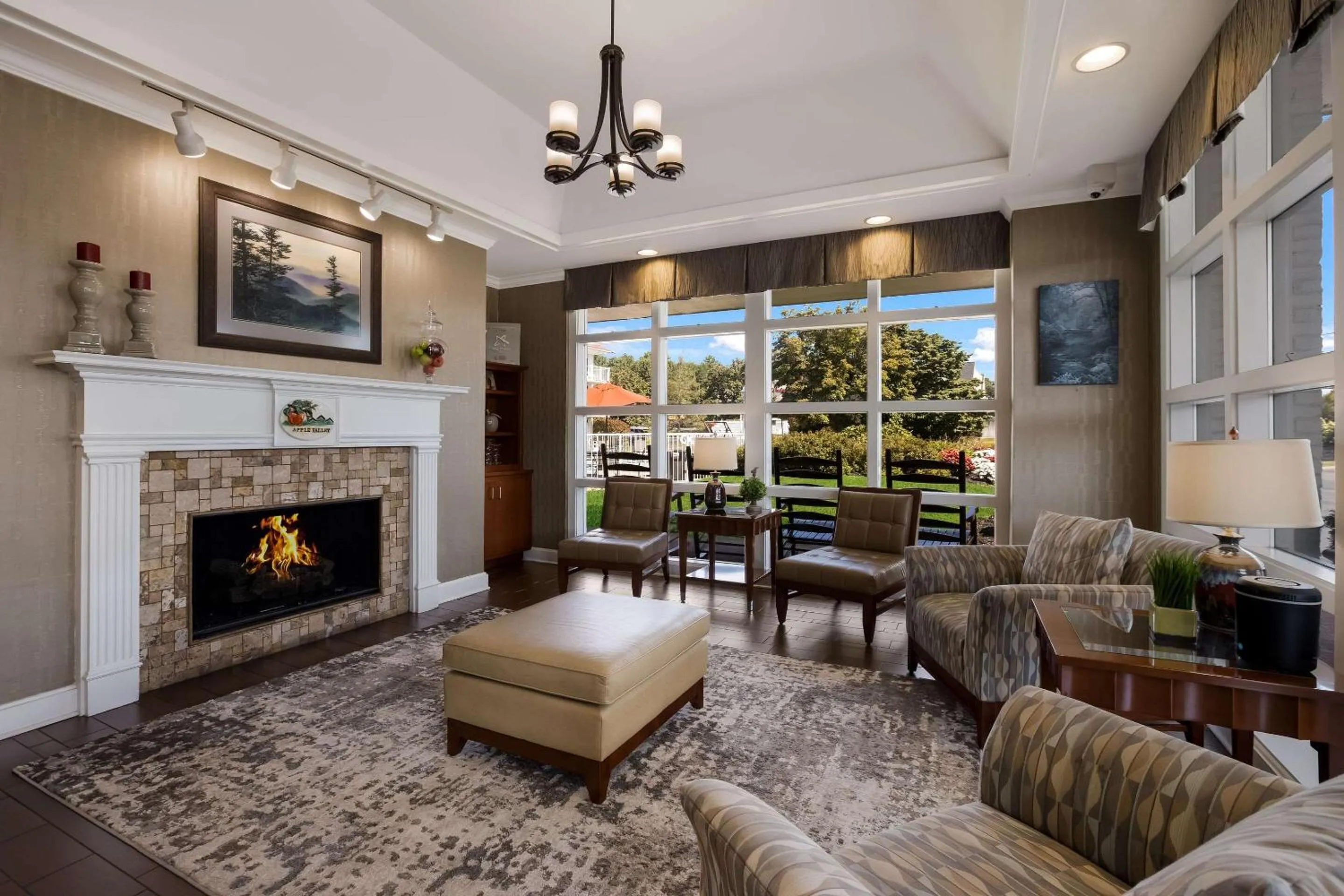 Lobby or reception in The Inn at Apple Valley, an Ascend Collection Hotel