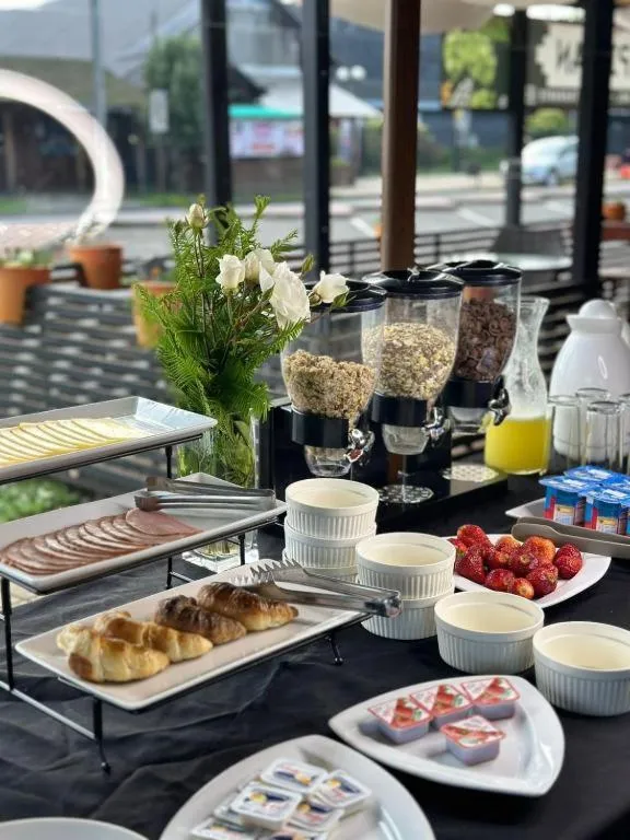 Breakfast in Hotel Boutique WenuPillan