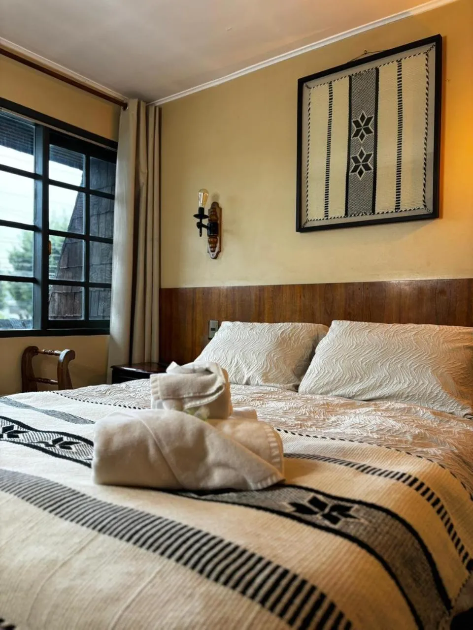 Bedroom, Bed in Hotel Boutique WenuPillan