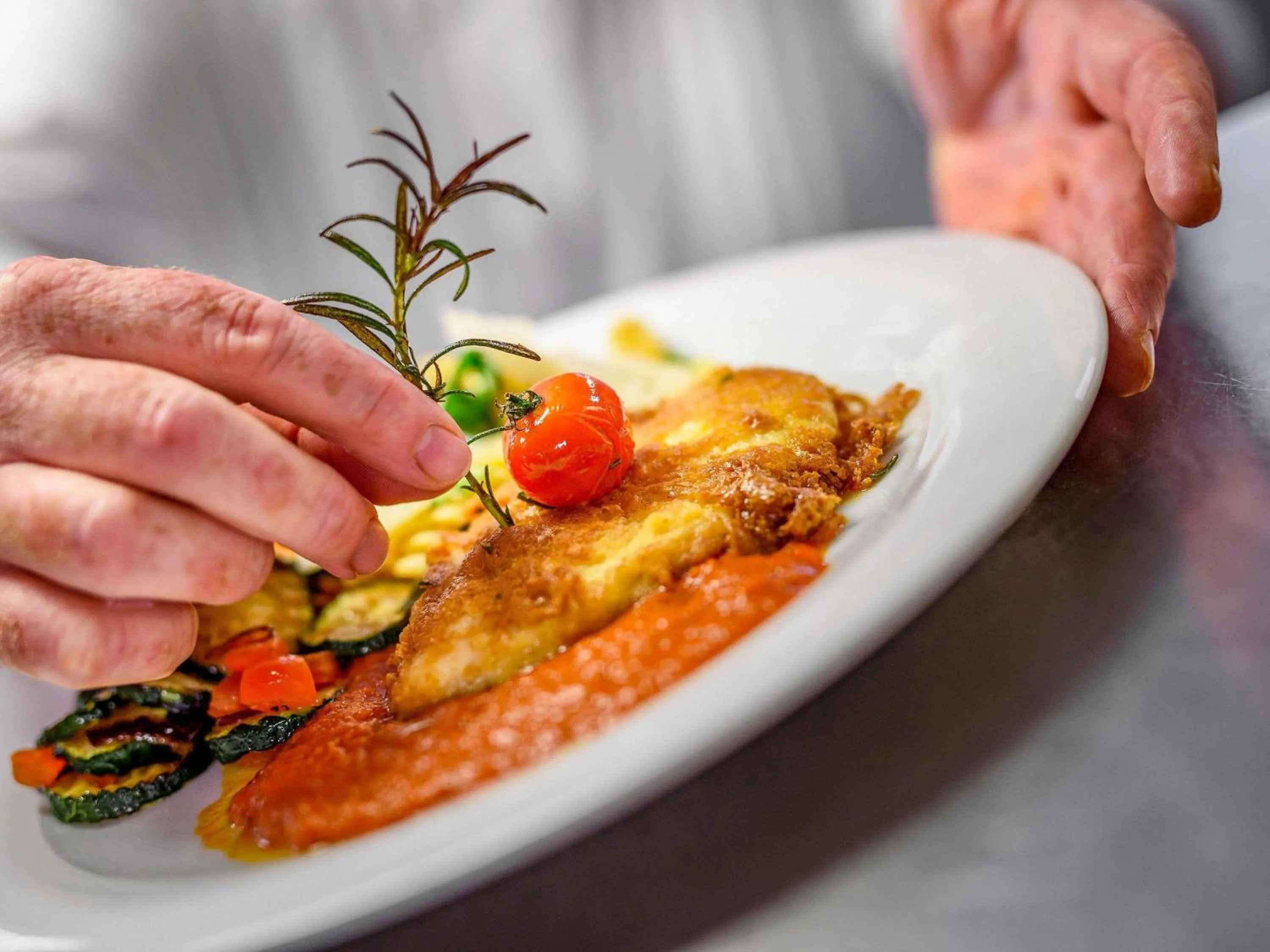 Restaurant/places to eat in Mercure Parkhotel Mönchengladbach