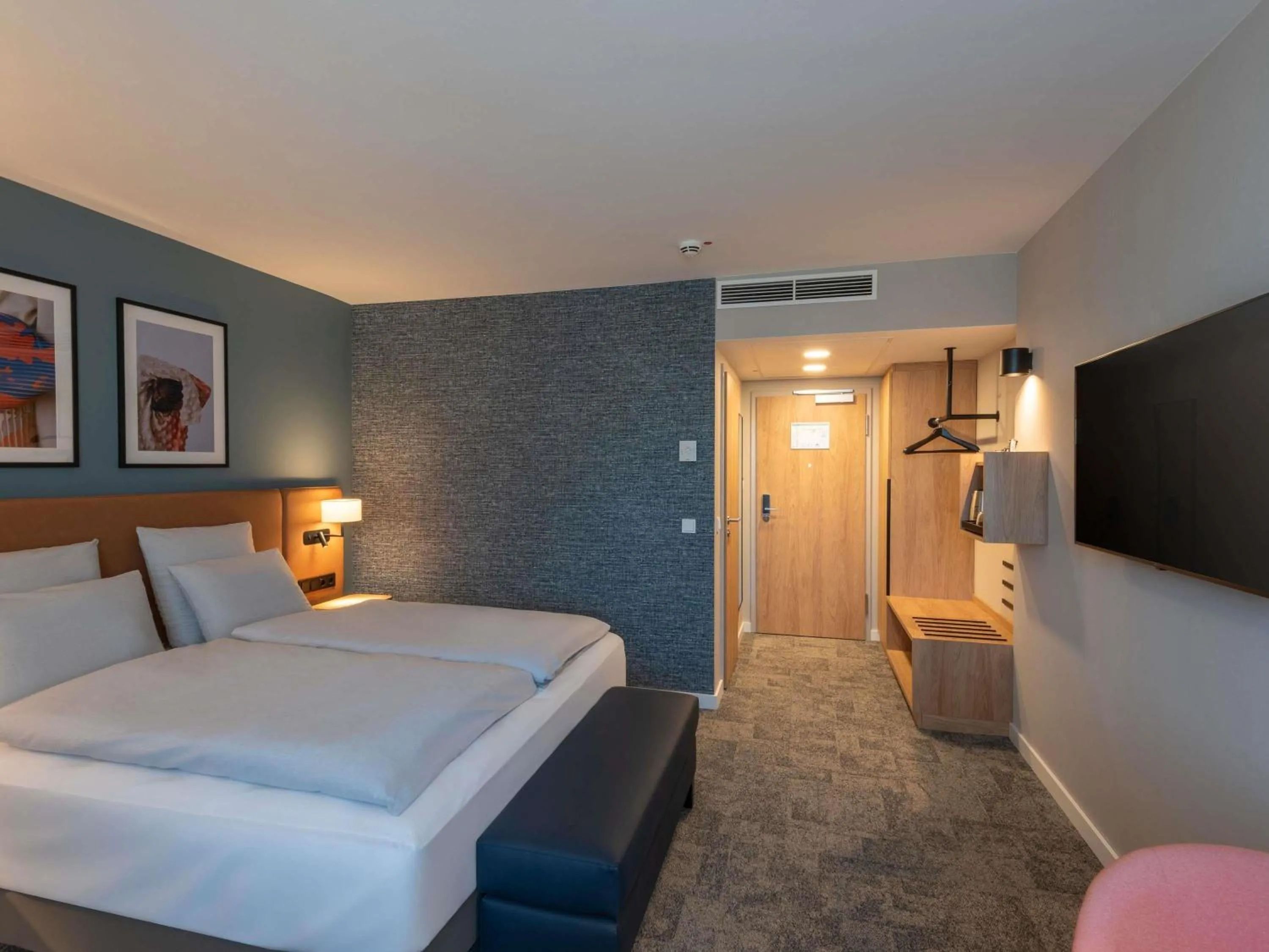 Bedroom, Bed in Mercure Parkhotel Mönchengladbach