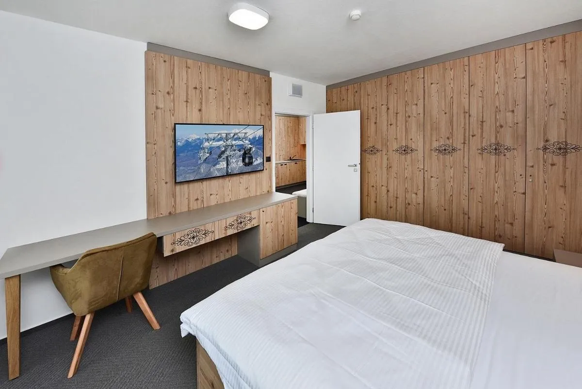 TV and multimedia, Bed in Apartmány Tri sestry Jasná