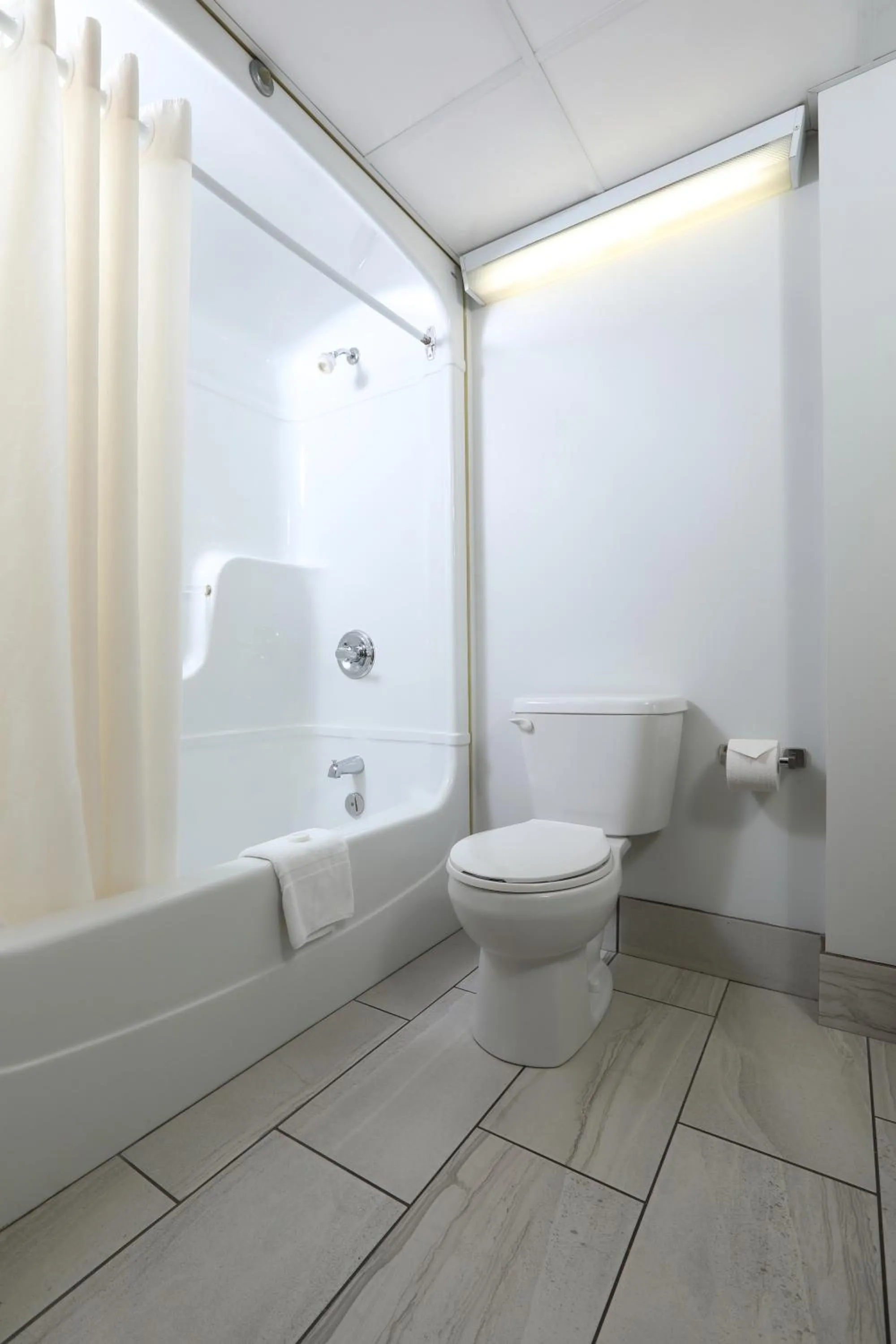 Shower in Canad Inns Destination Centre Brandon