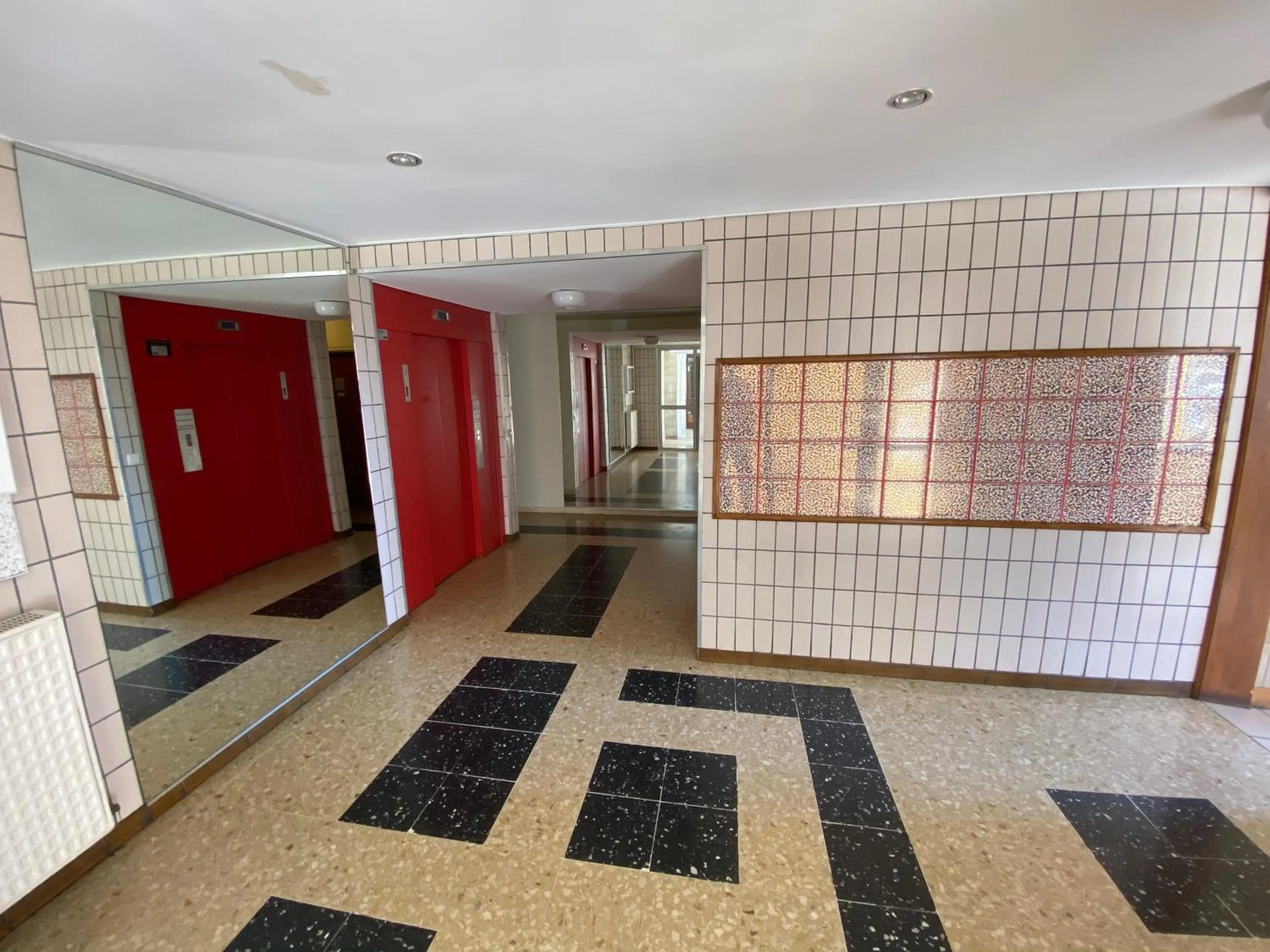 Lobby or reception in Les Meublés les Dômes du Parc