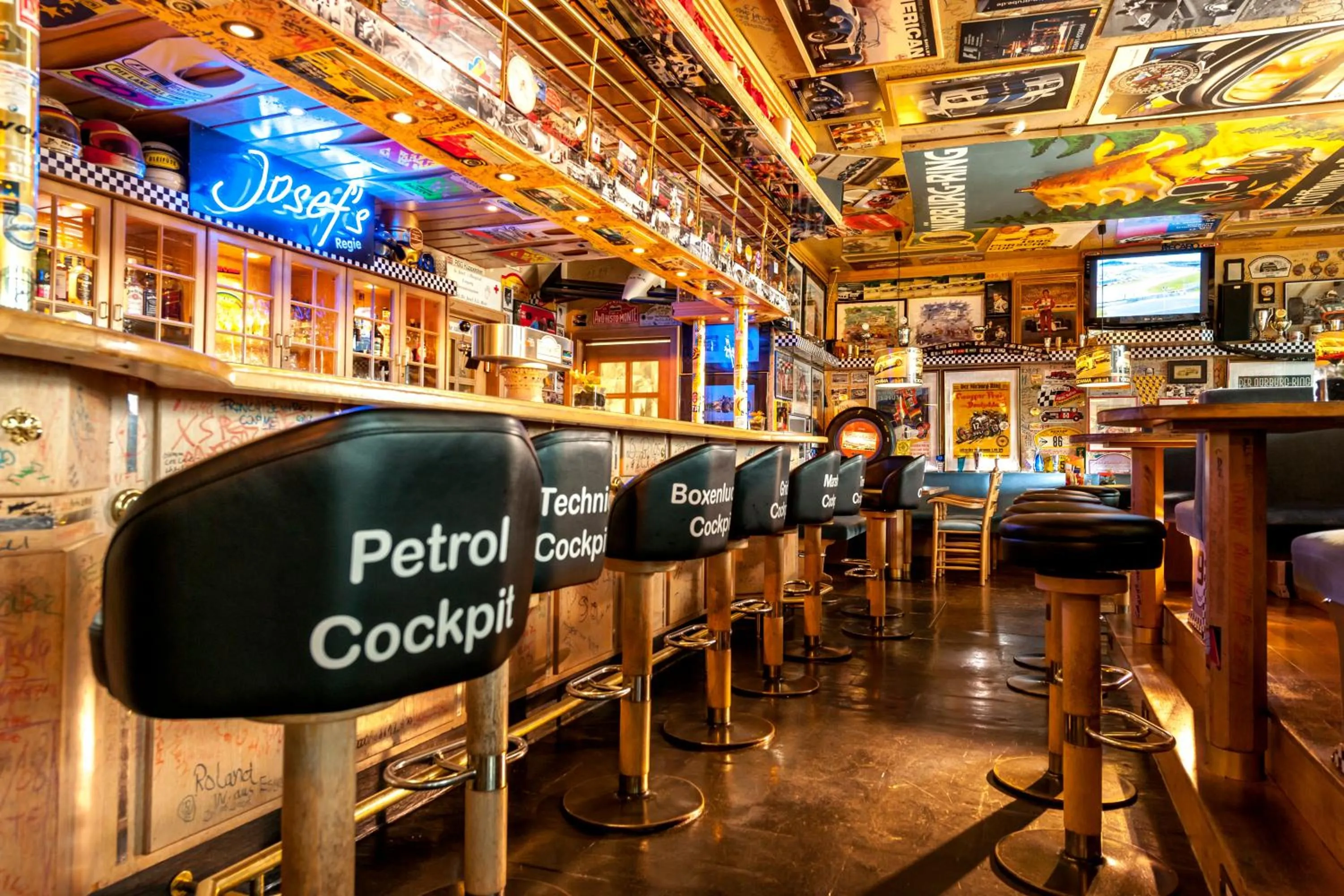 Lounge or bar in Dorint Am Nürburgring Hocheifel